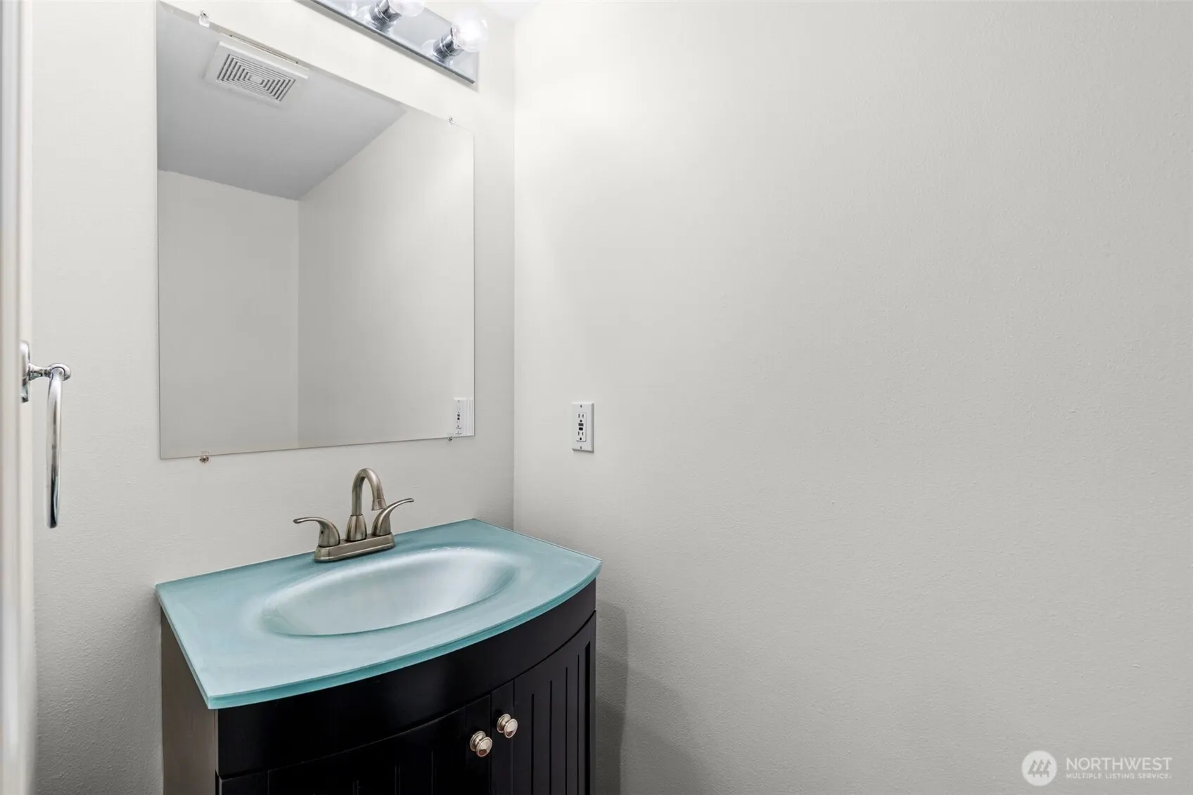 11611 NE 90th Street , Kirkland, WA 98033