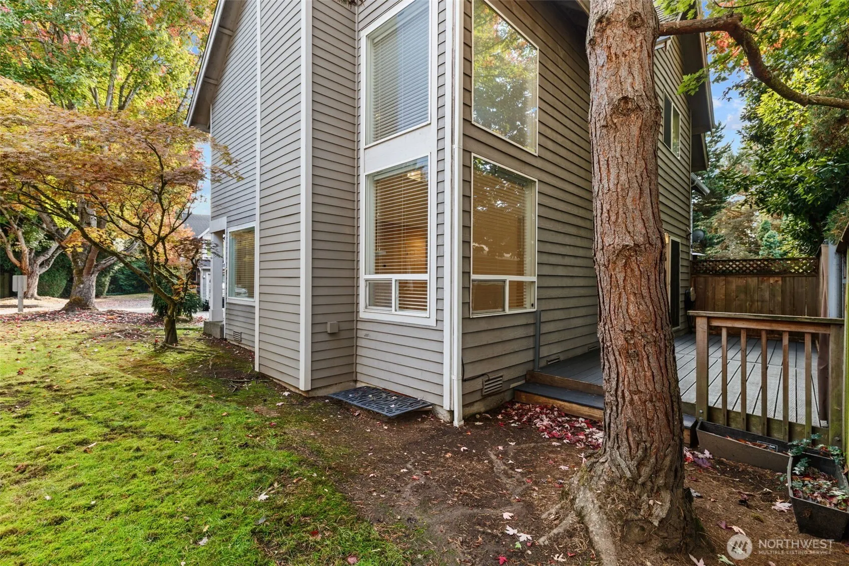 11611 NE 90th Street , Kirkland, WA 98033
