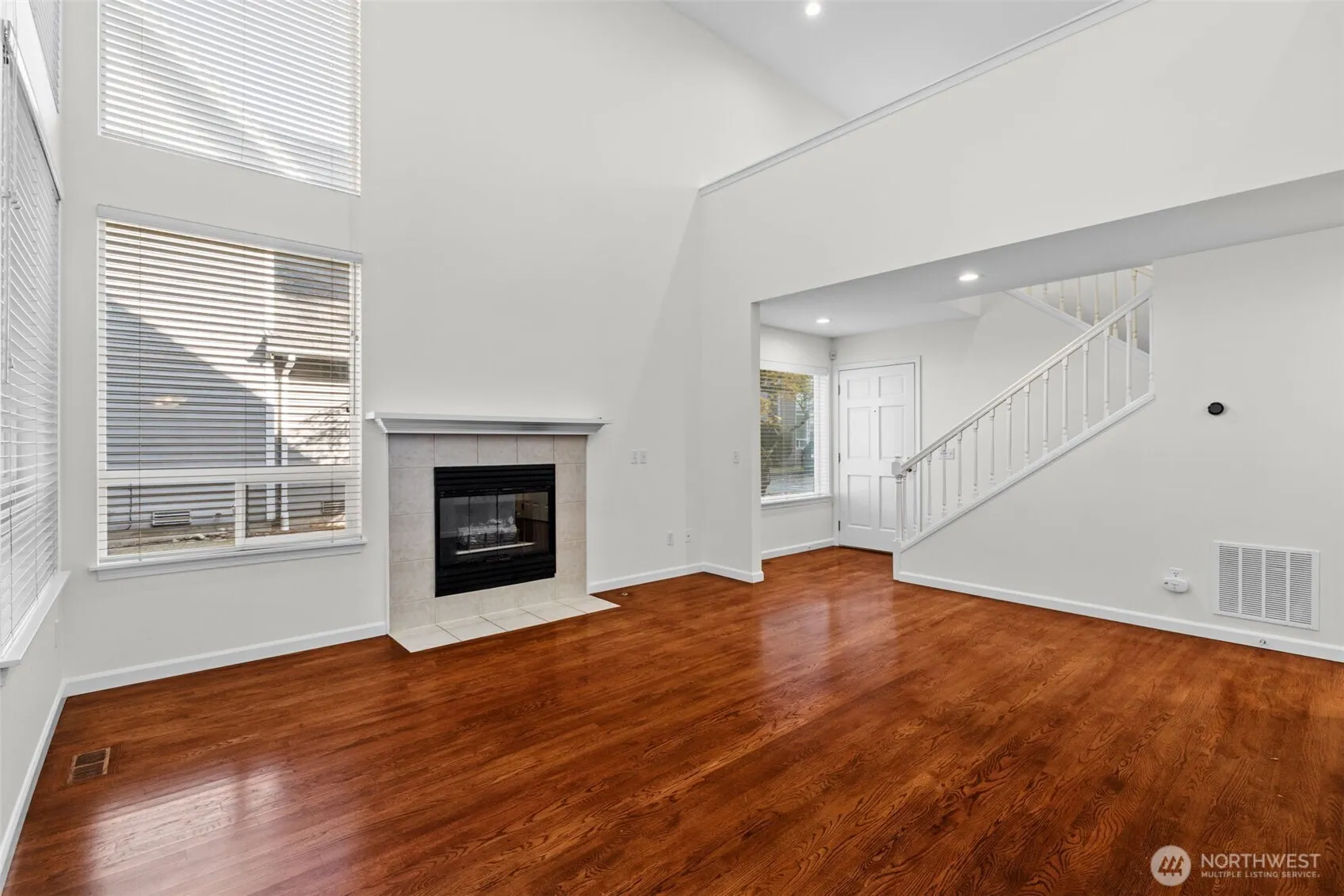11611 NE 90th Street , Kirkland, WA 98033
