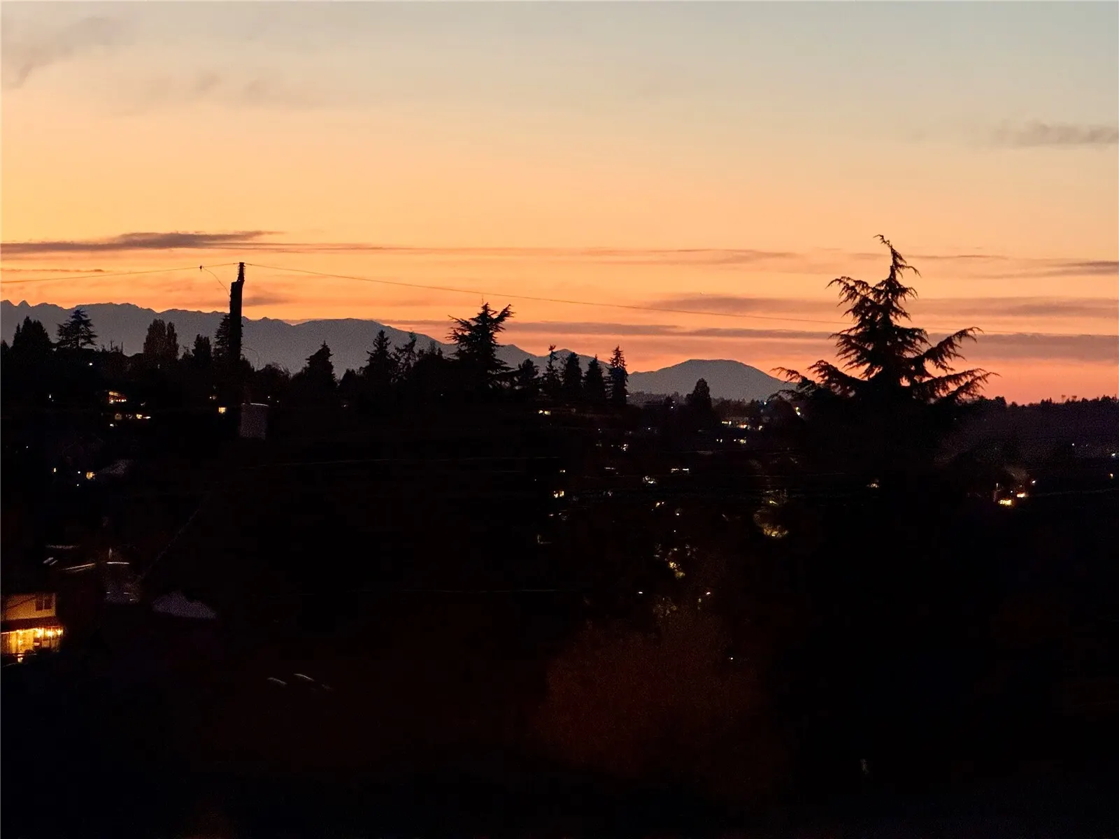 7039 S Lakeridge Drive , Seattle, WA 98178