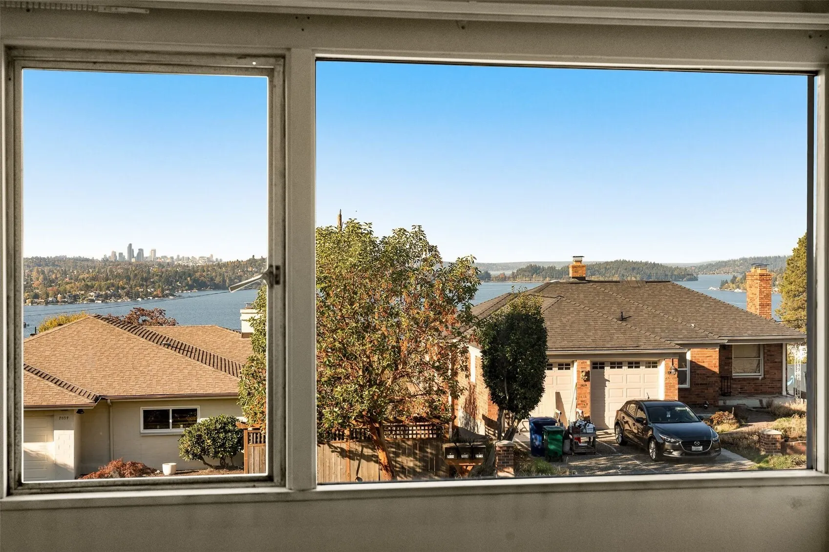 7039 S Lakeridge Drive , Seattle, WA 98178