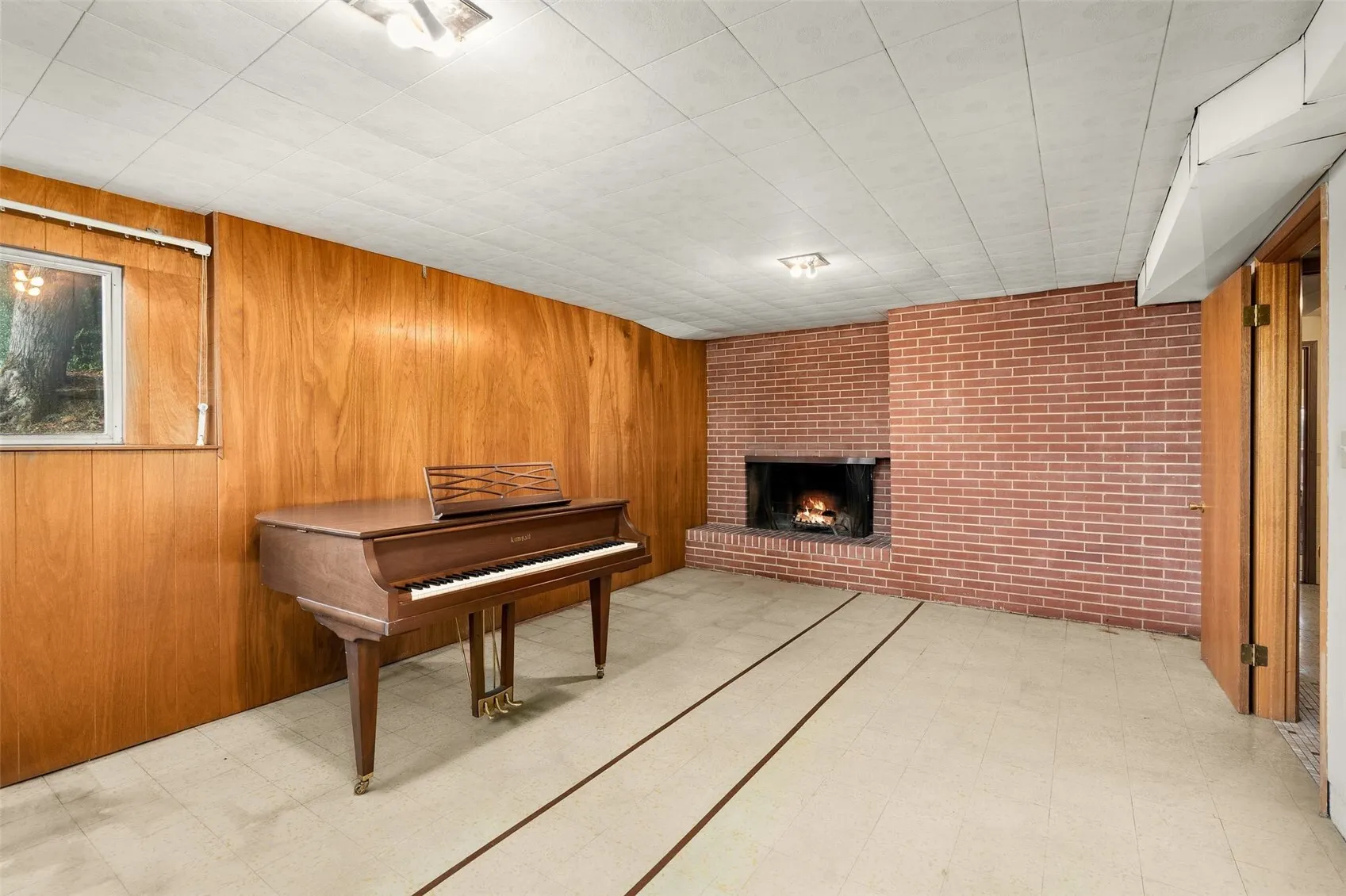 7039 S Lakeridge Drive , Seattle, WA 98178
