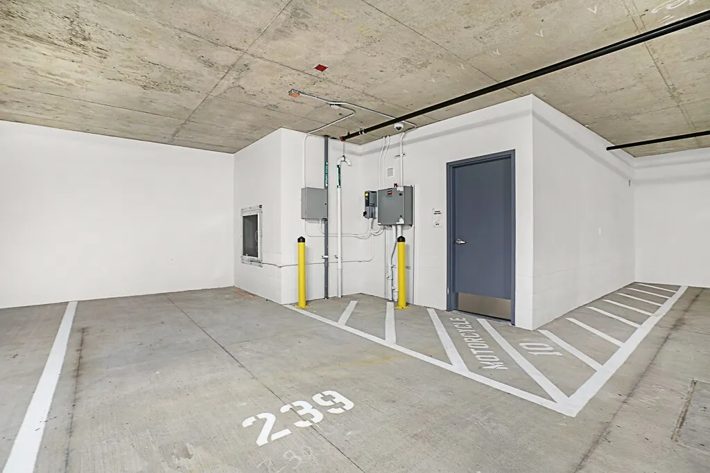 188 Bellevue Way NE #708, Bellevue, WA 98004