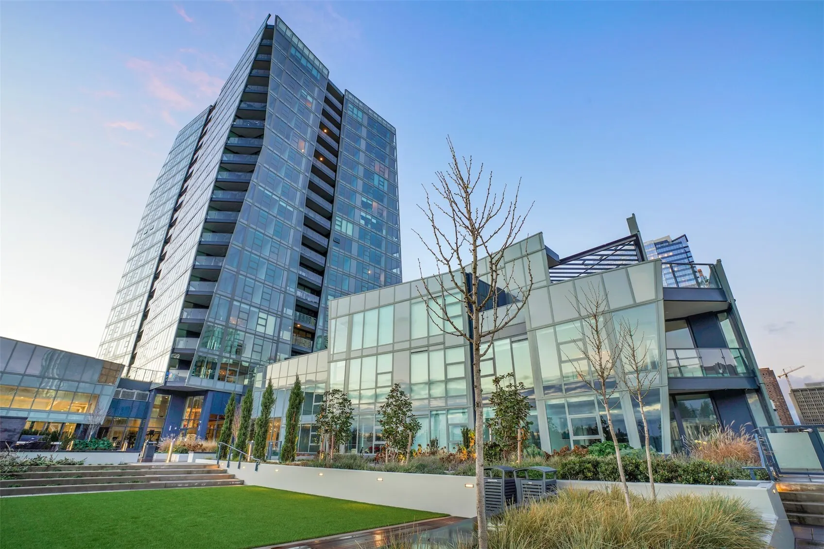 188 Bellevue Way NE #708, Bellevue, WA 98004