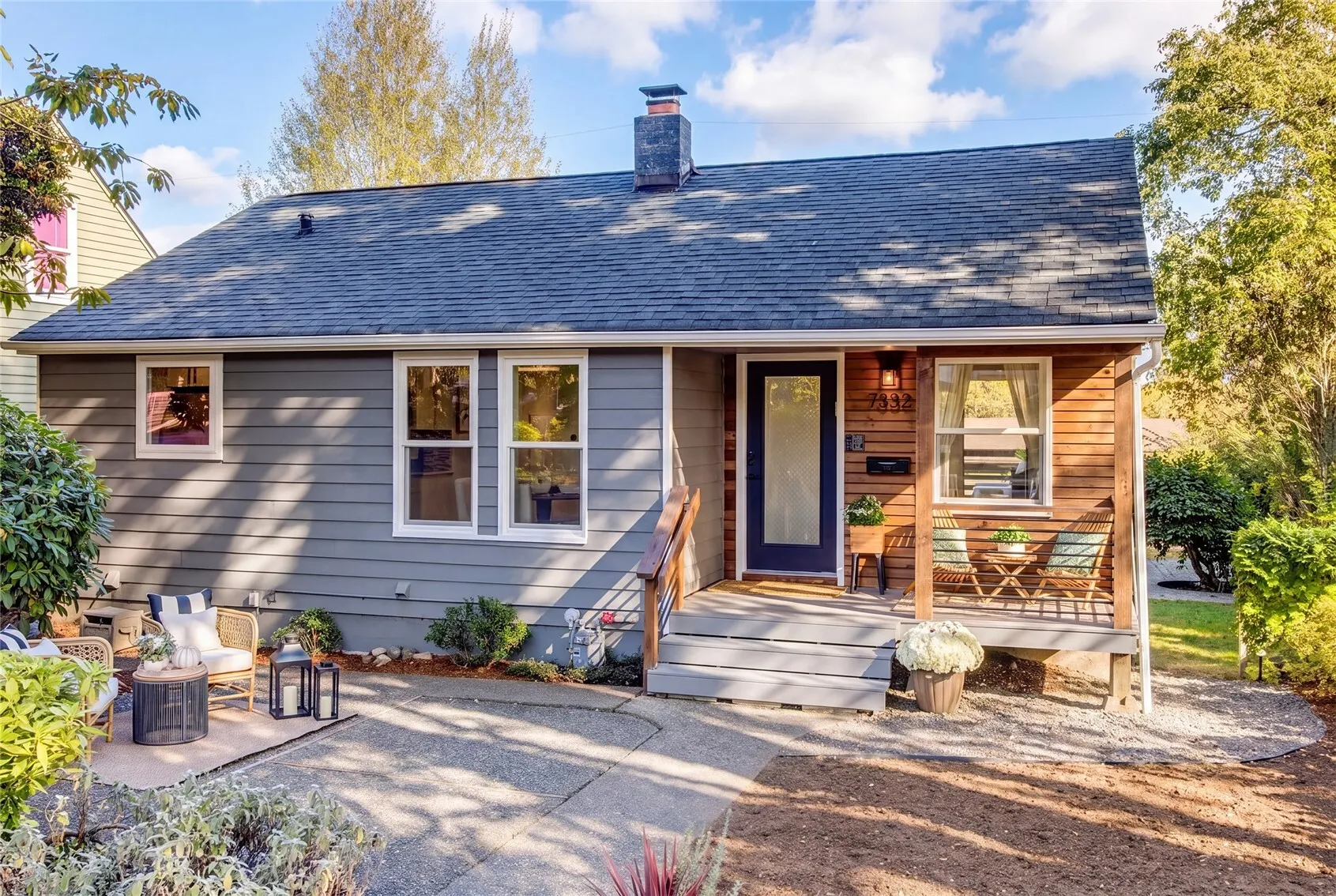 7332 29th Avenue SW, Seattle, WA 98126-3319