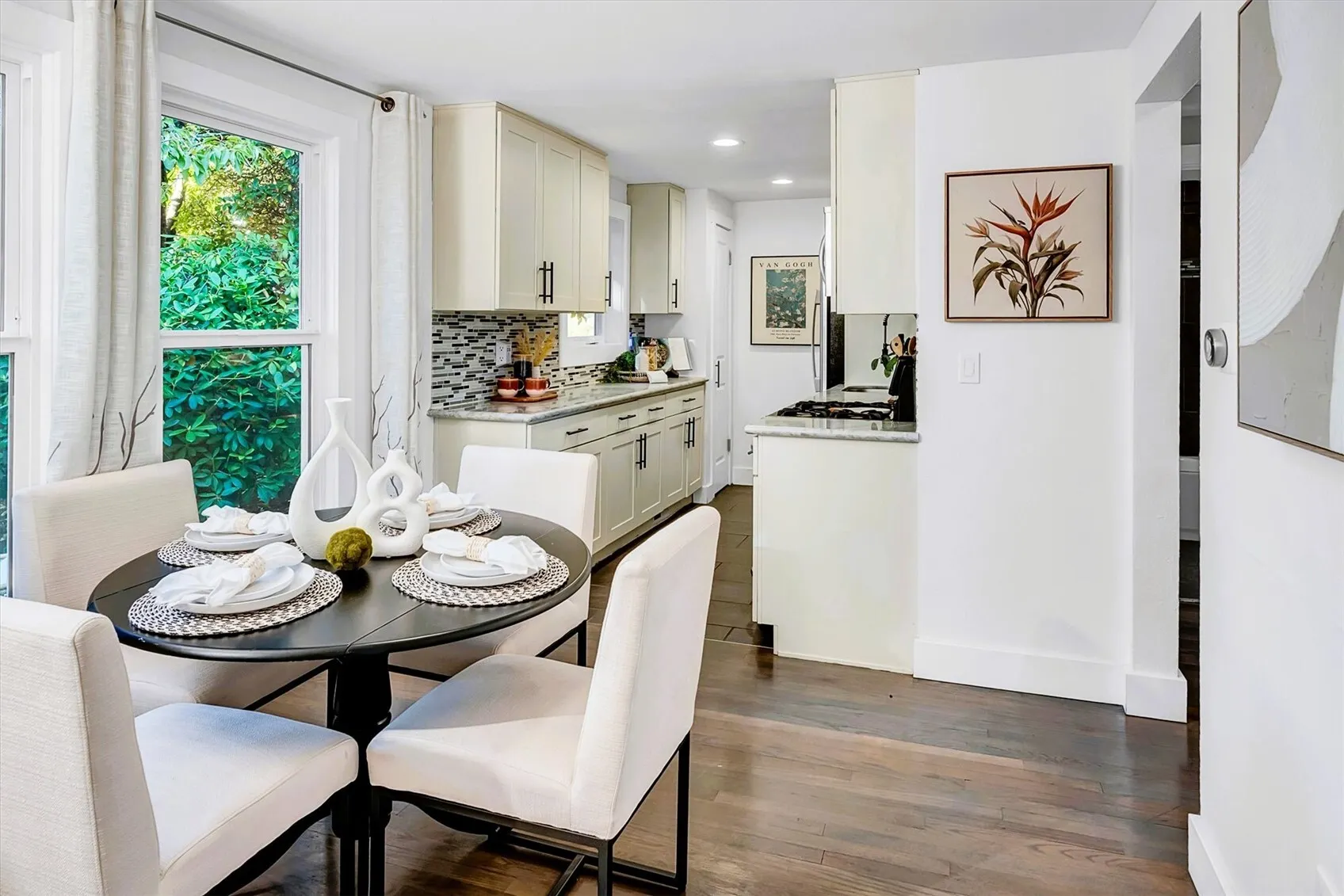 7332 29th Avenue SW, Seattle, WA 98126-3319