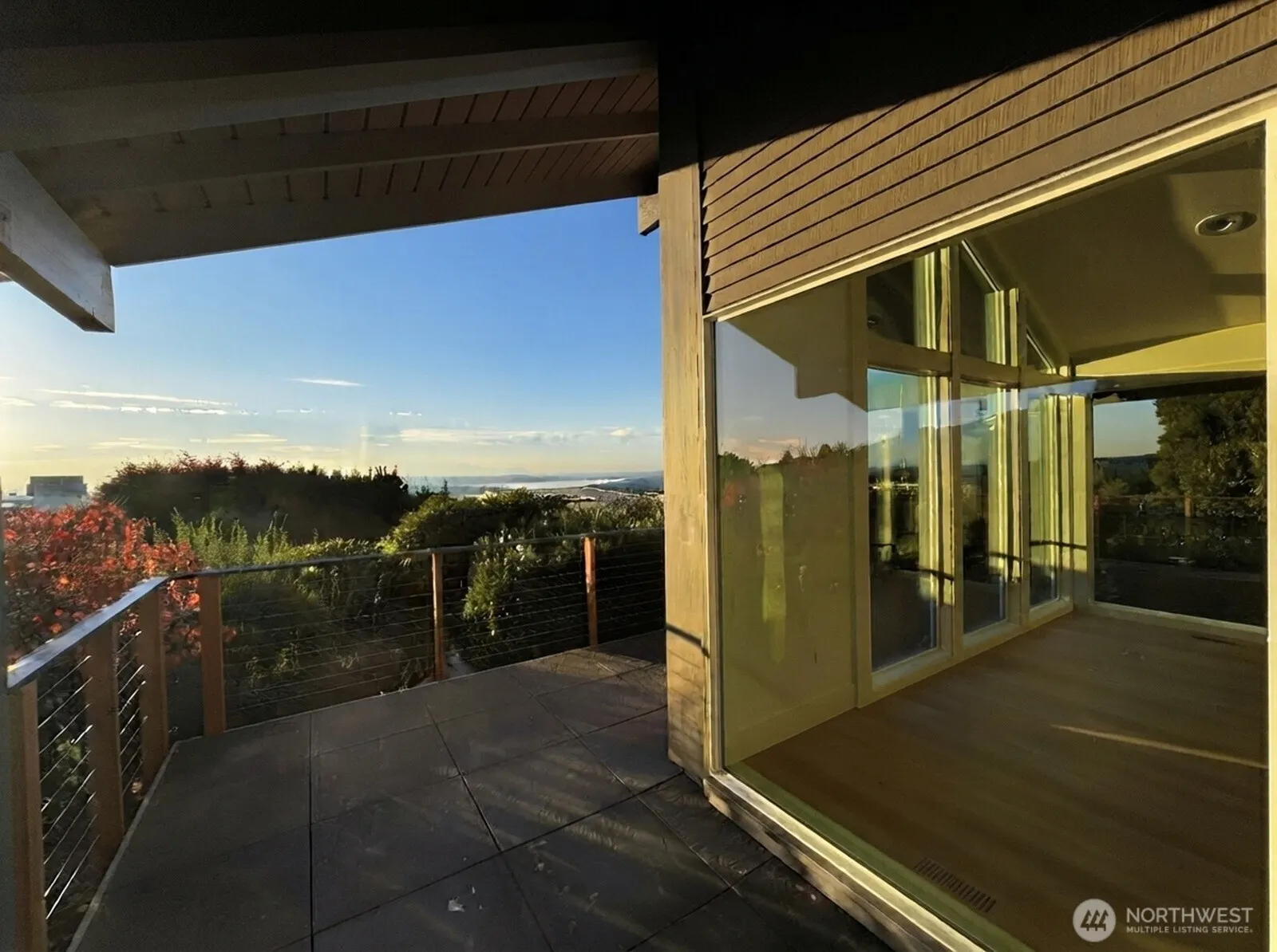 14000 Somerset Blvd SE, Bellevue, WA 98006