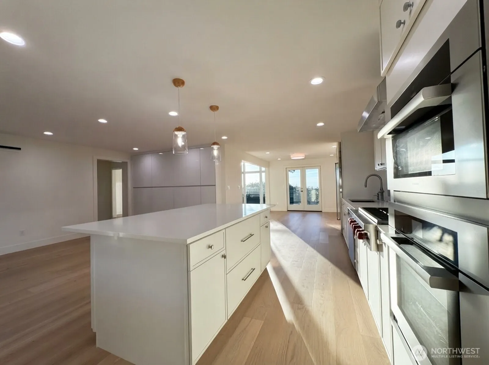 14000 Somerset Blvd SE, Bellevue, WA 98006