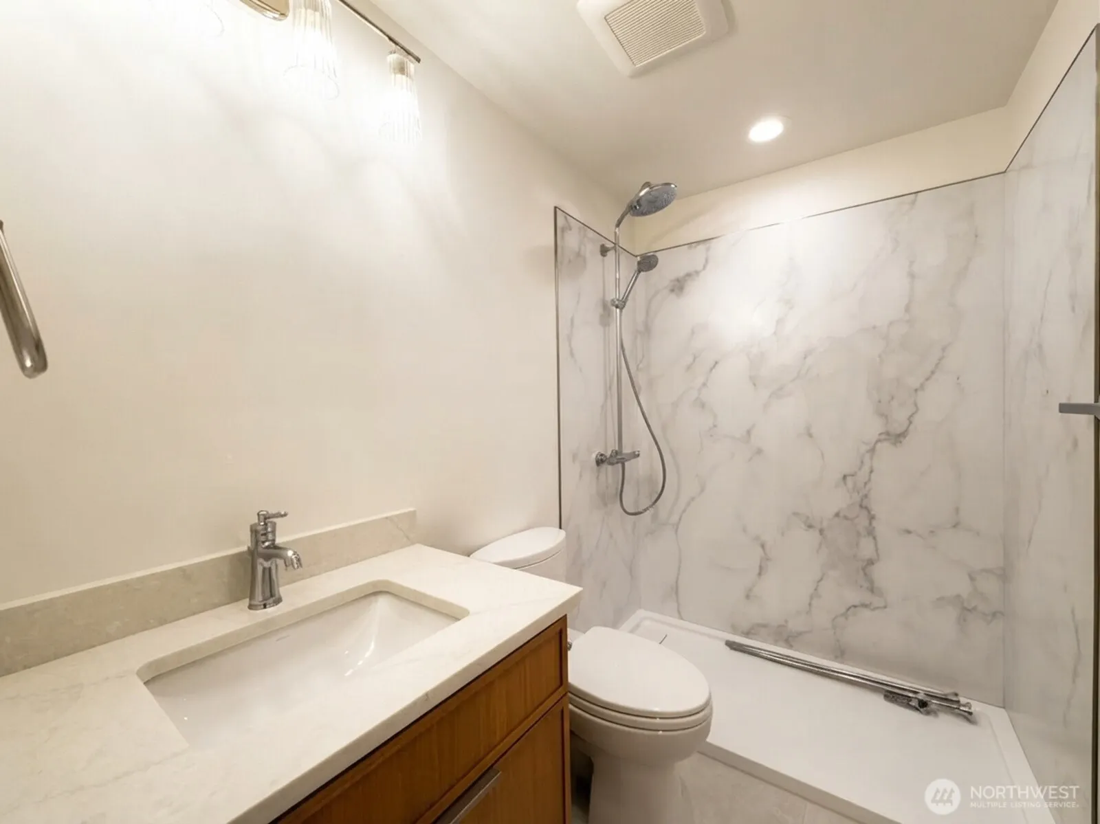 14000 Somerset Blvd SE, Bellevue, WA 98006