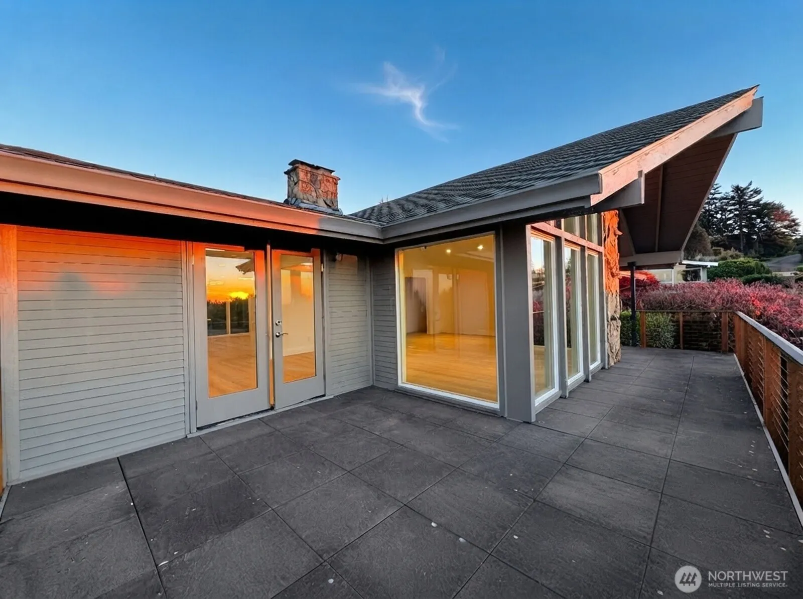 14000 Somerset Blvd SE, Bellevue, WA 98006