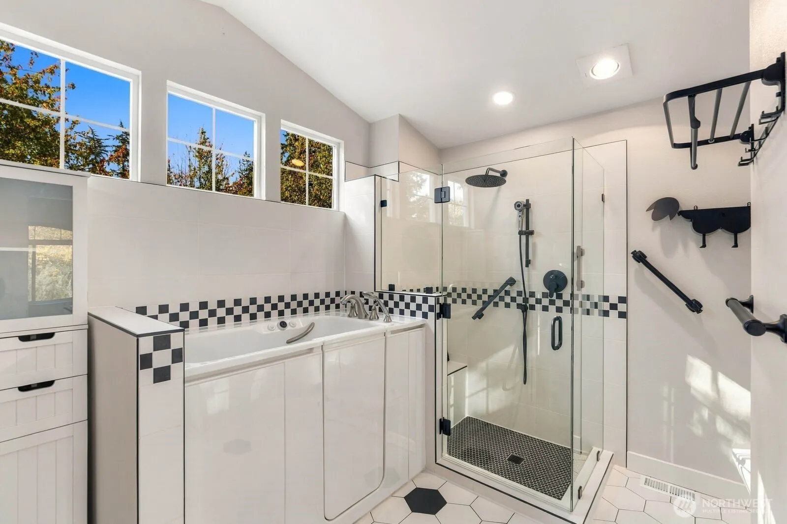 16918 Cobblestone Drive , Lynnwood, WA 98037