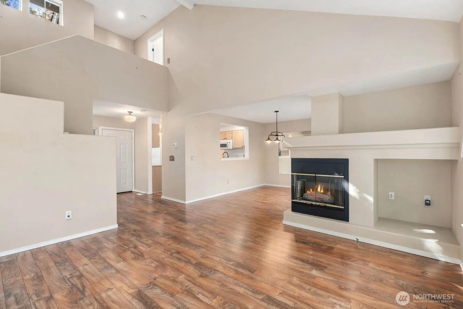 16918 Cobblestone Drive , Lynnwood, WA 98037