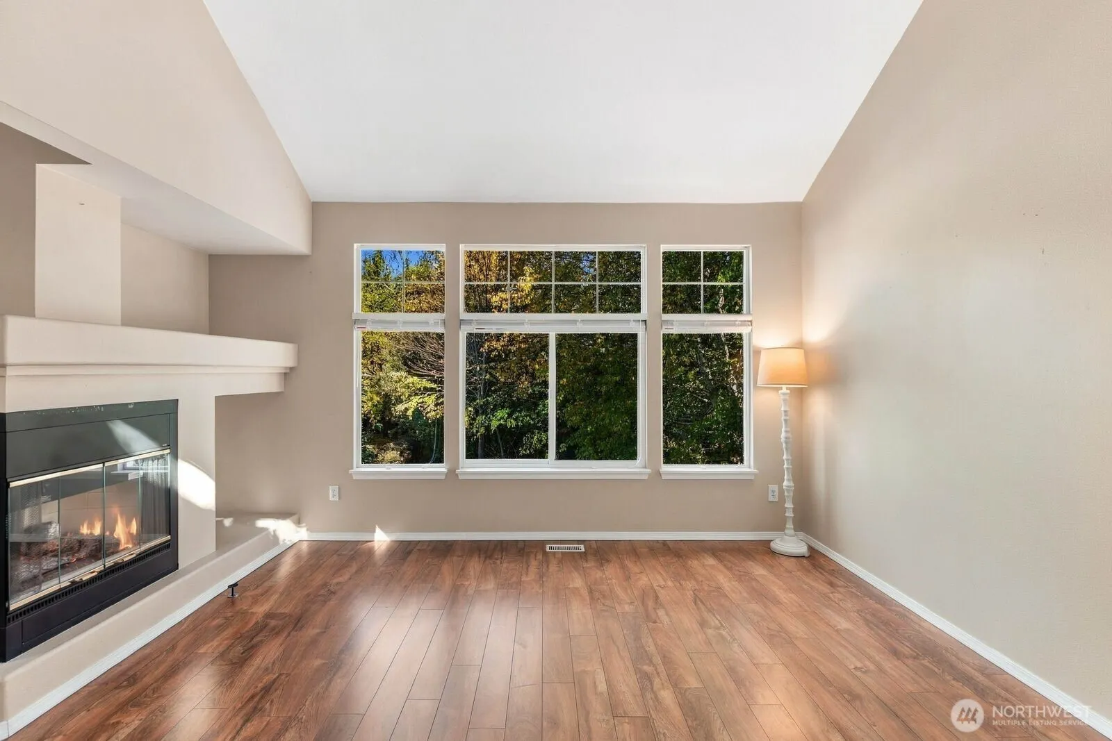 16918 Cobblestone Drive , Lynnwood, WA 98037