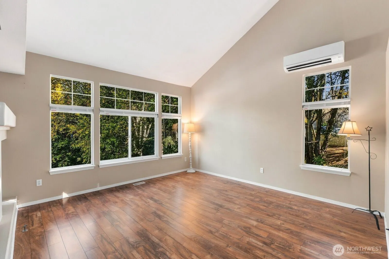 16918 Cobblestone Drive , Lynnwood, WA 98037
