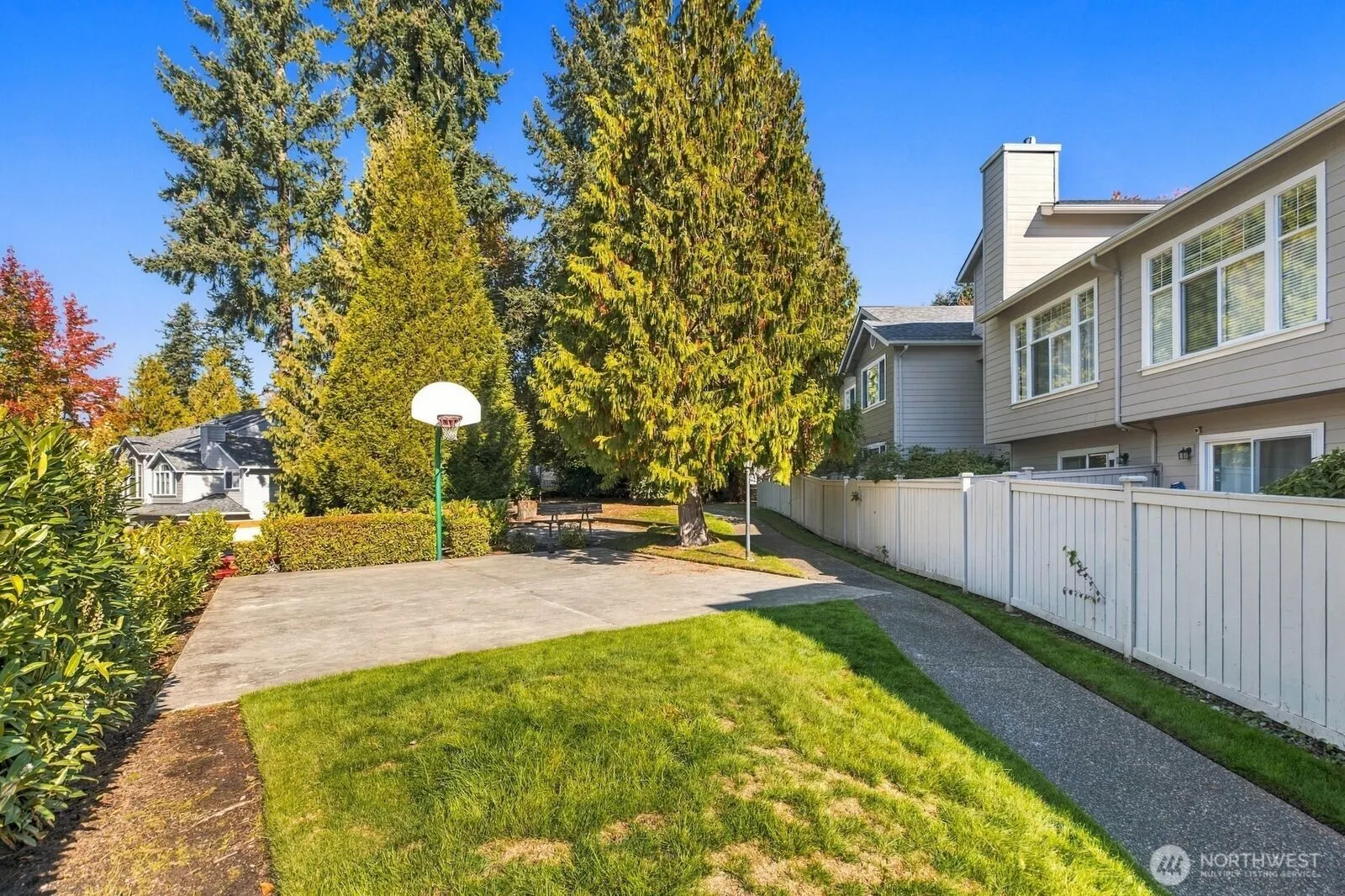 16918 Cobblestone Drive , Lynnwood, WA 98037