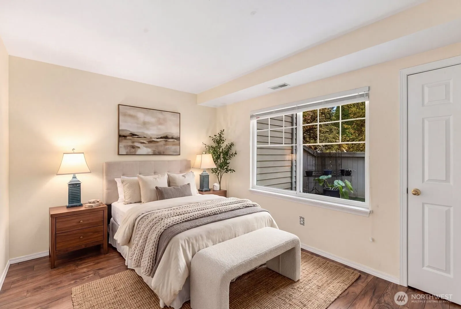16918 Cobblestone Drive , Lynnwood, WA 98037