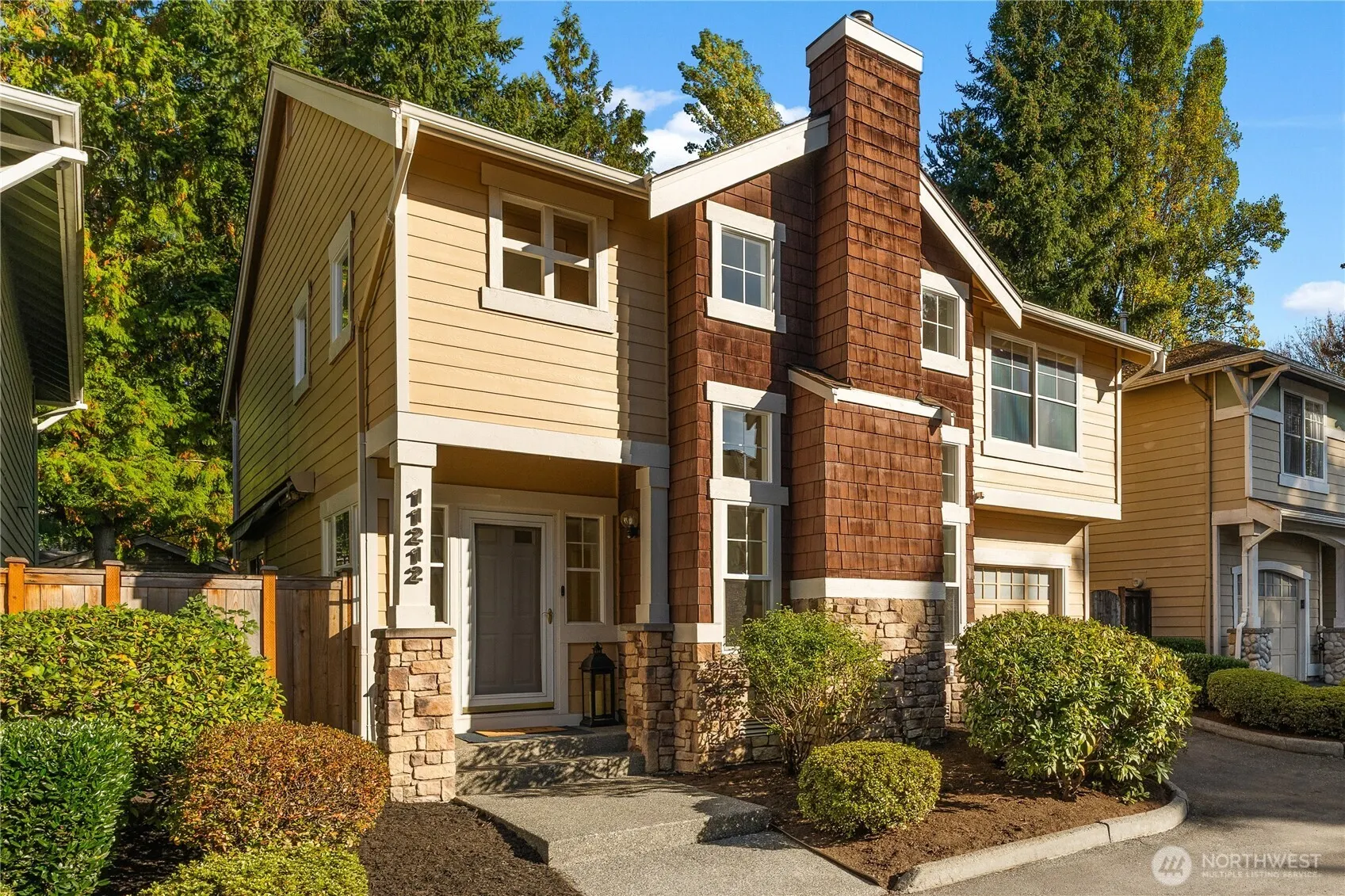11212 122nd Lane NE #7, Kirkland, WA 98033