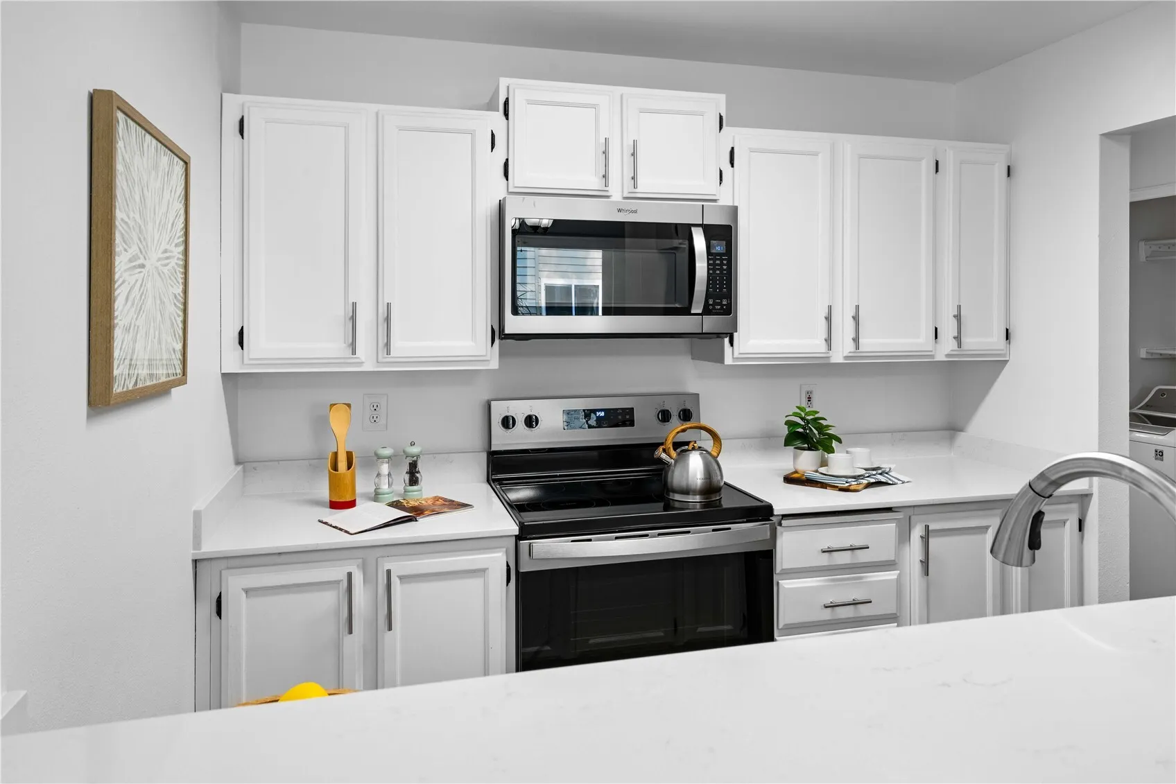 455 Newport Way NW #103, Issaquah, WA 98027