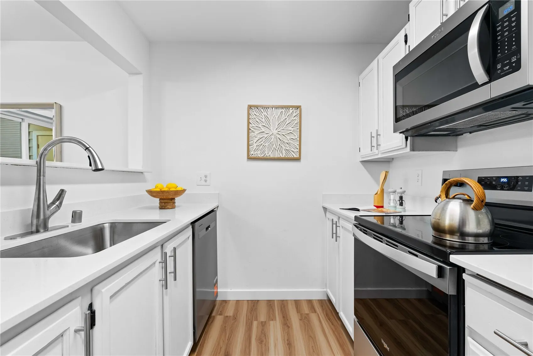 455 Newport Way NW #103, Issaquah, WA 98027