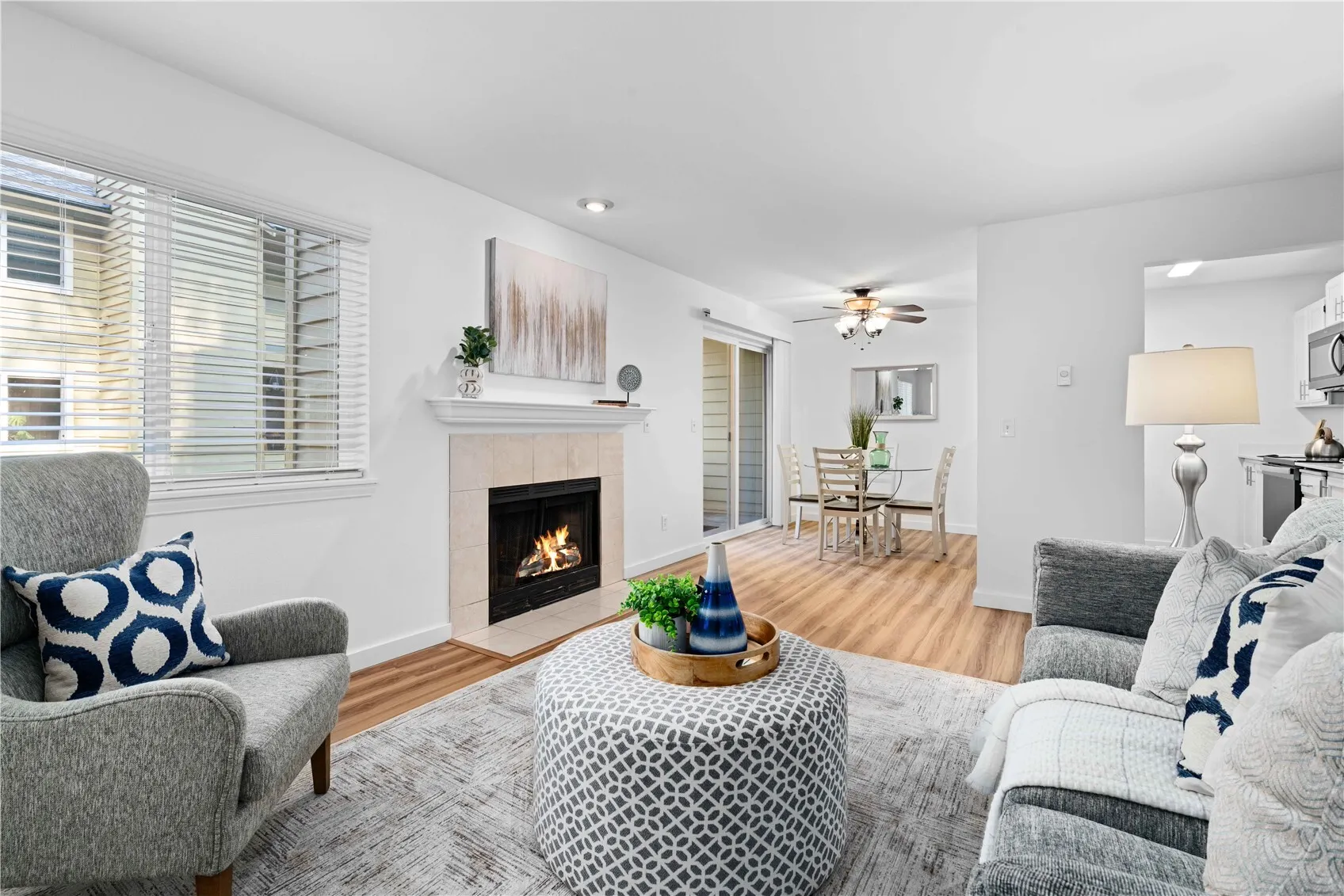 455 Newport Way NW #103, Issaquah, WA 98027