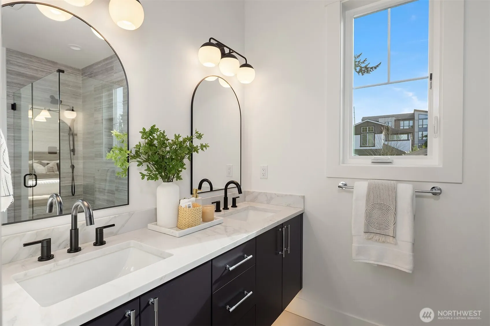 13123 NE 87th Lane , Kirkland, WA 98033