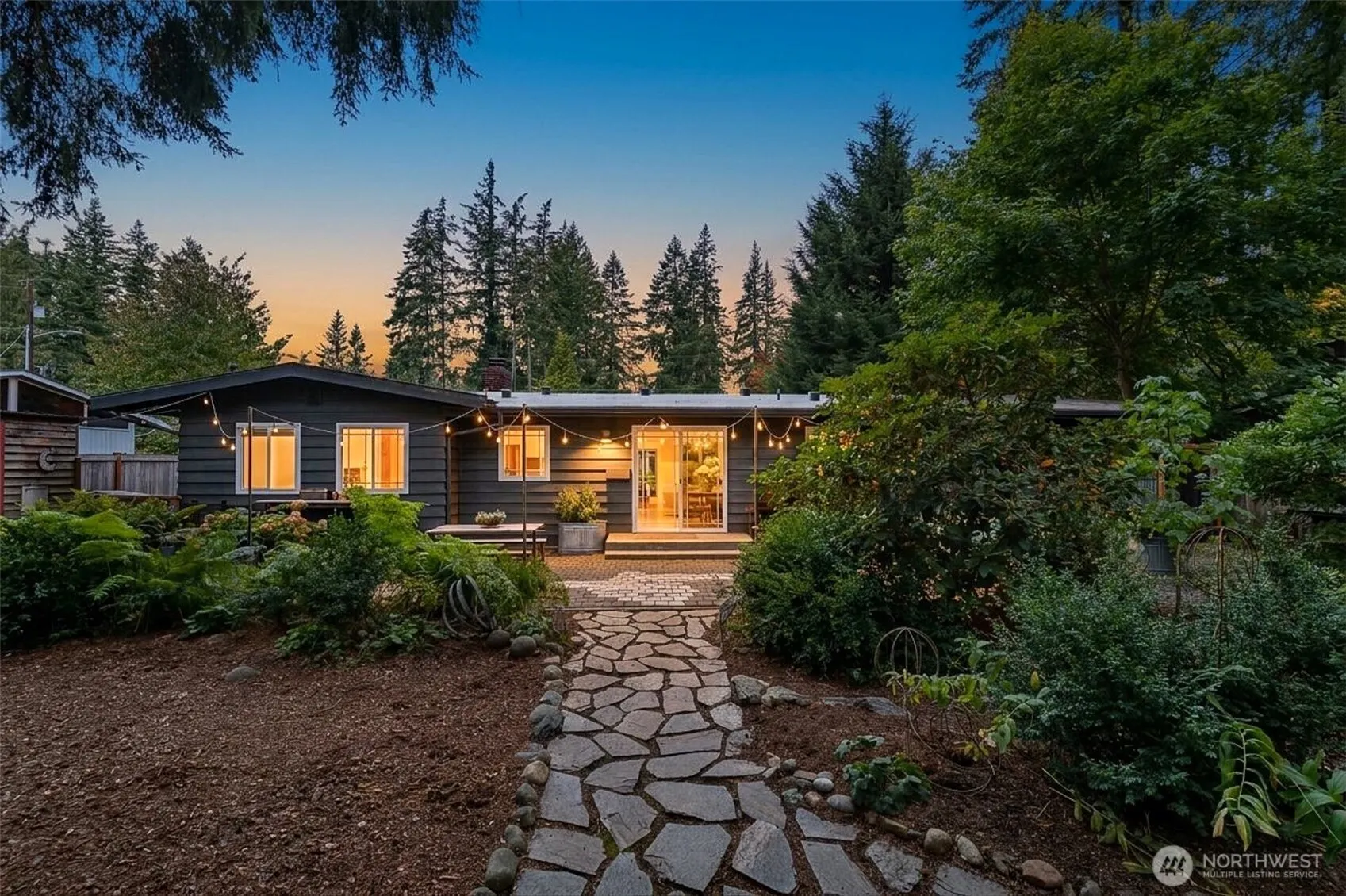 16025 NE 27th Street , Bellevue, WA 98008
