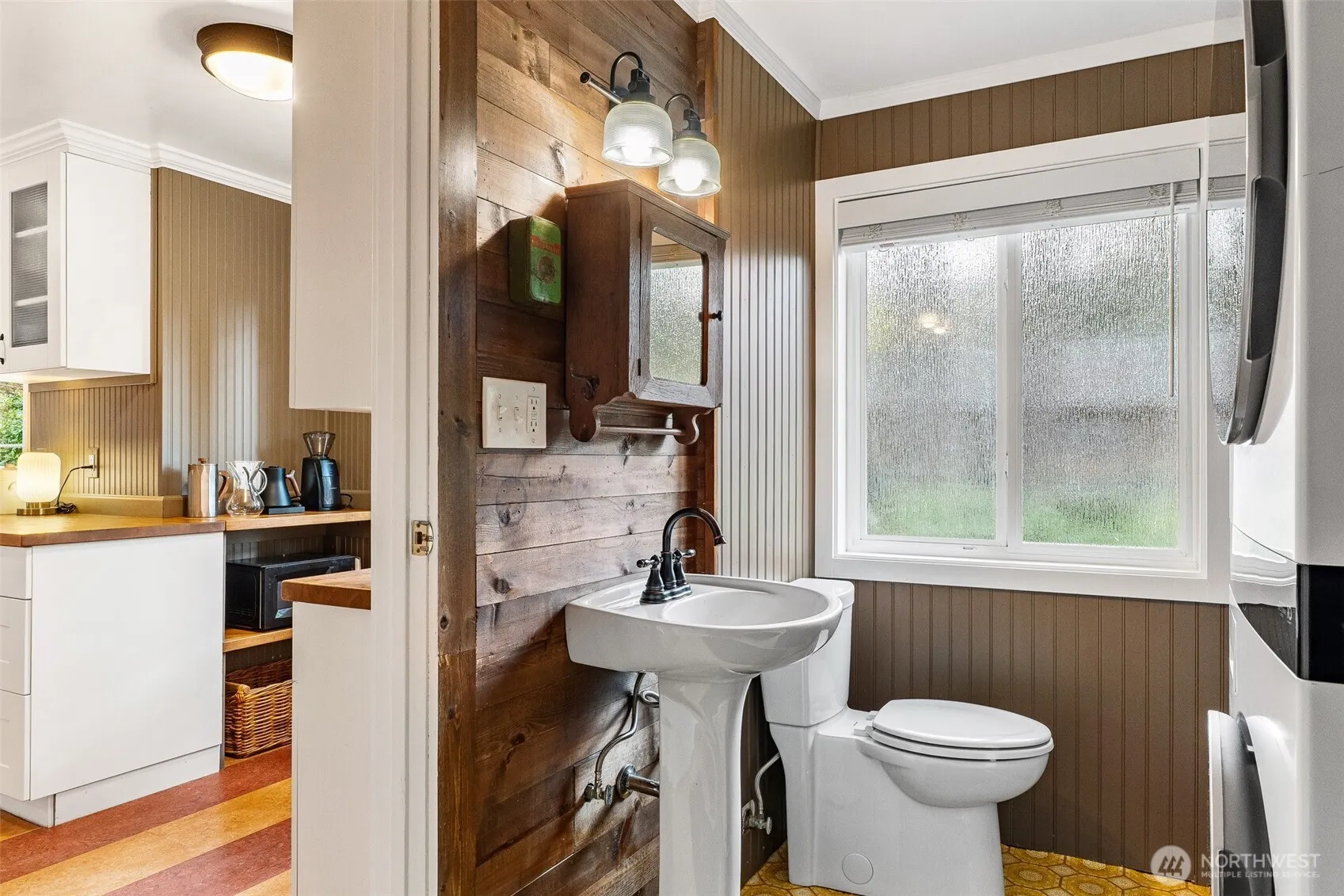 16025 NE 27th Street , Bellevue, WA 98008