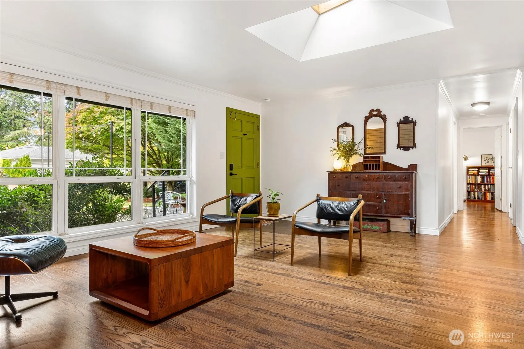 16025 NE 27th Street , Bellevue, WA 98008