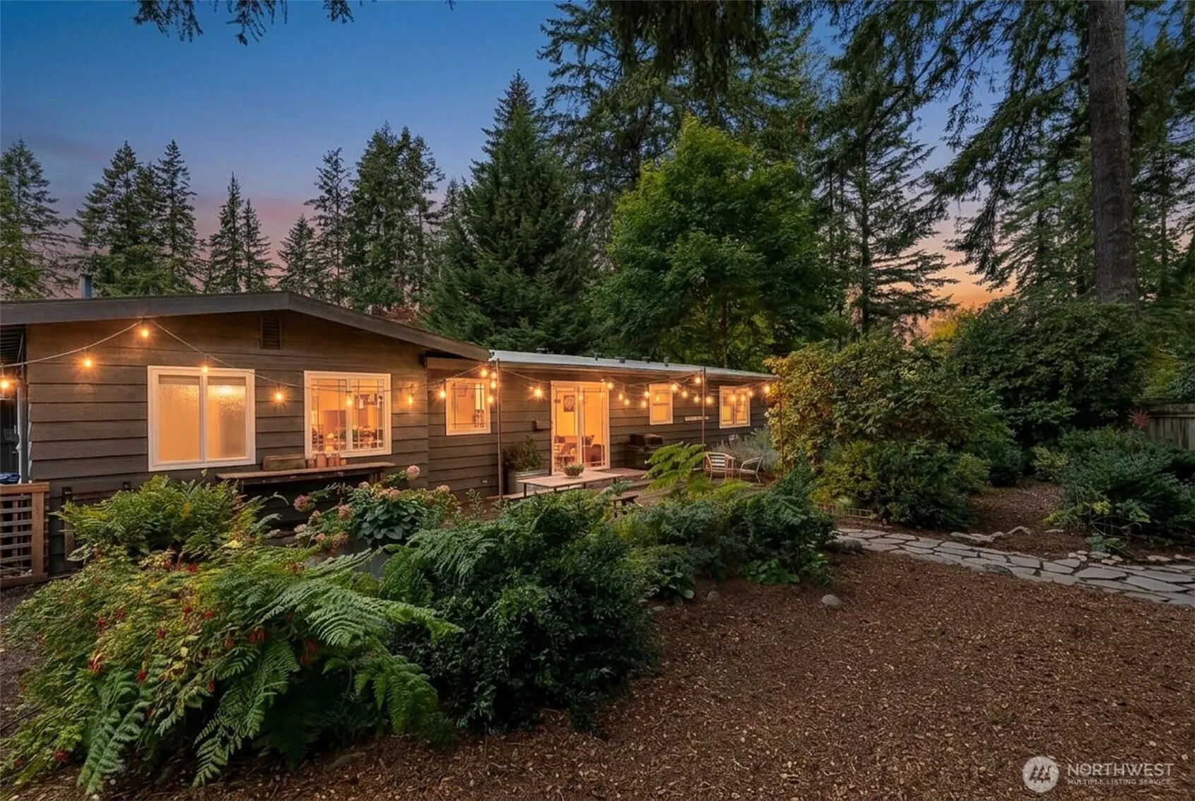 16025 NE 27th Street , Bellevue, WA 98008