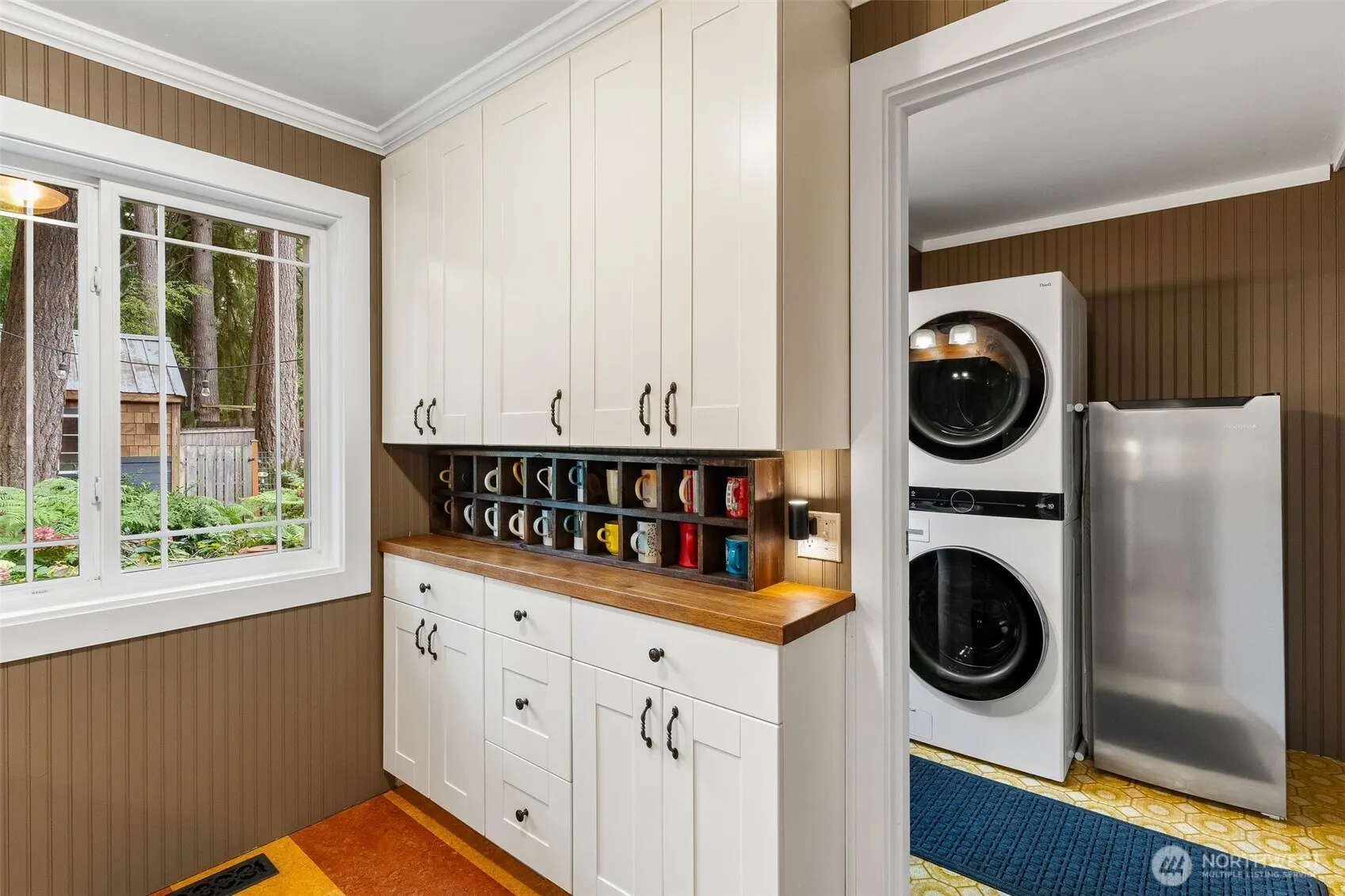16025 NE 27th Street , Bellevue, WA 98008