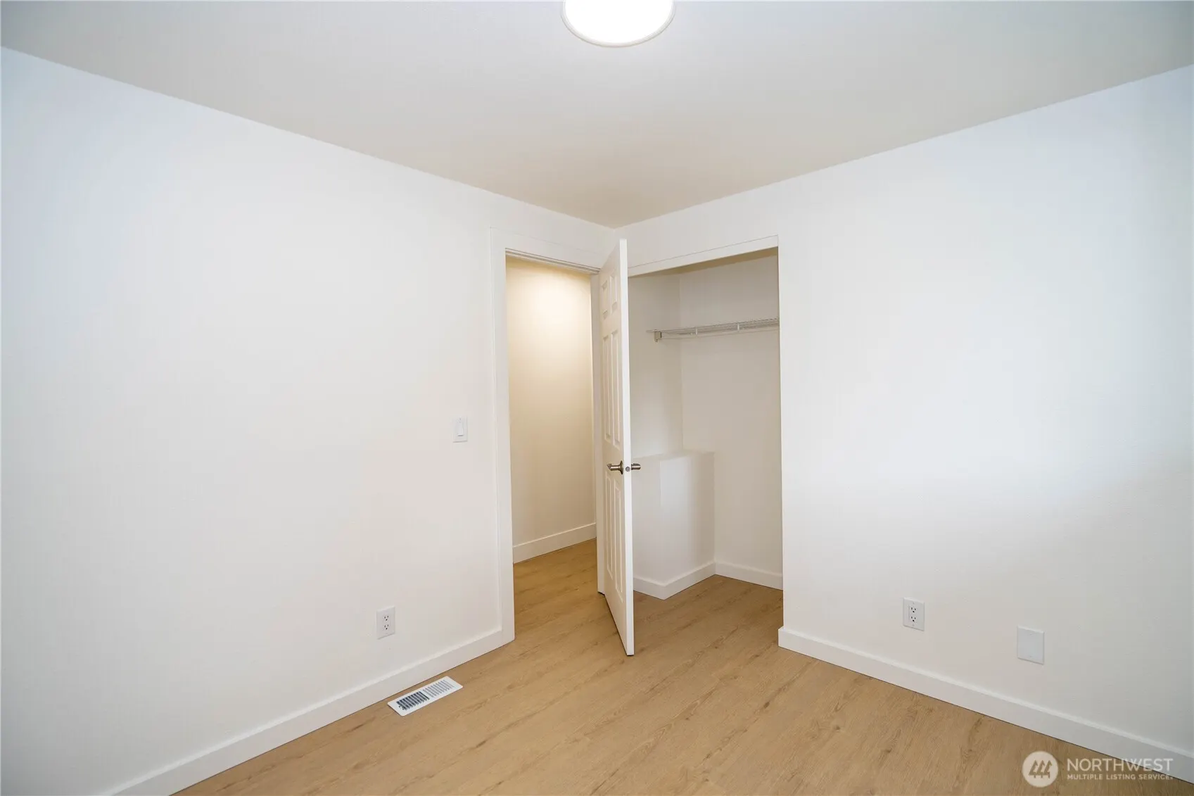 728 5th Avenue S, Kent, WA 98032