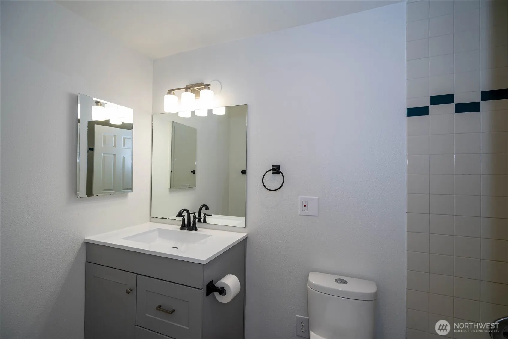 728 5th Avenue S, Kent, WA 98032