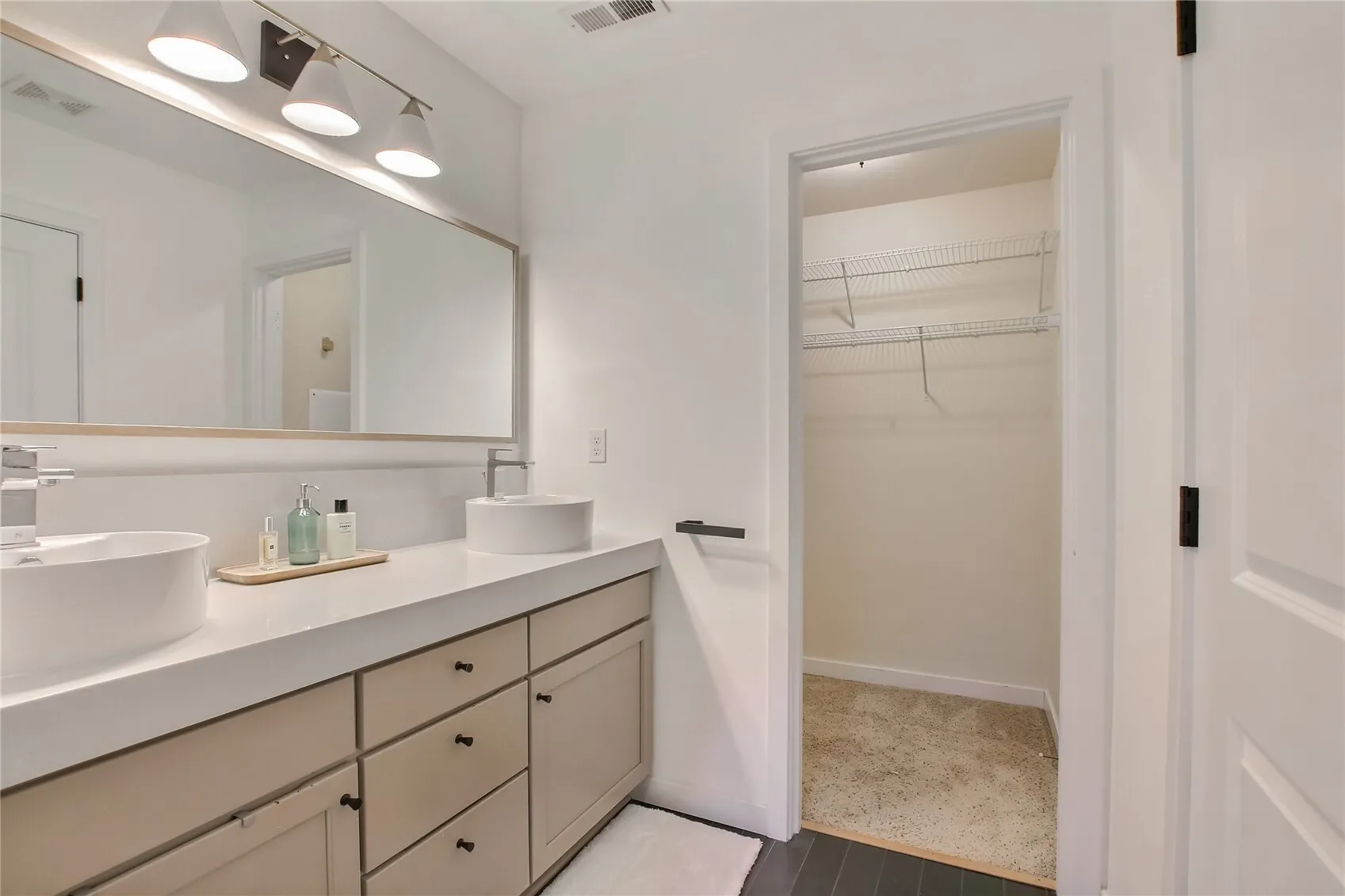 1900 Magnolia Road #A, Lynnwood, WA 98036