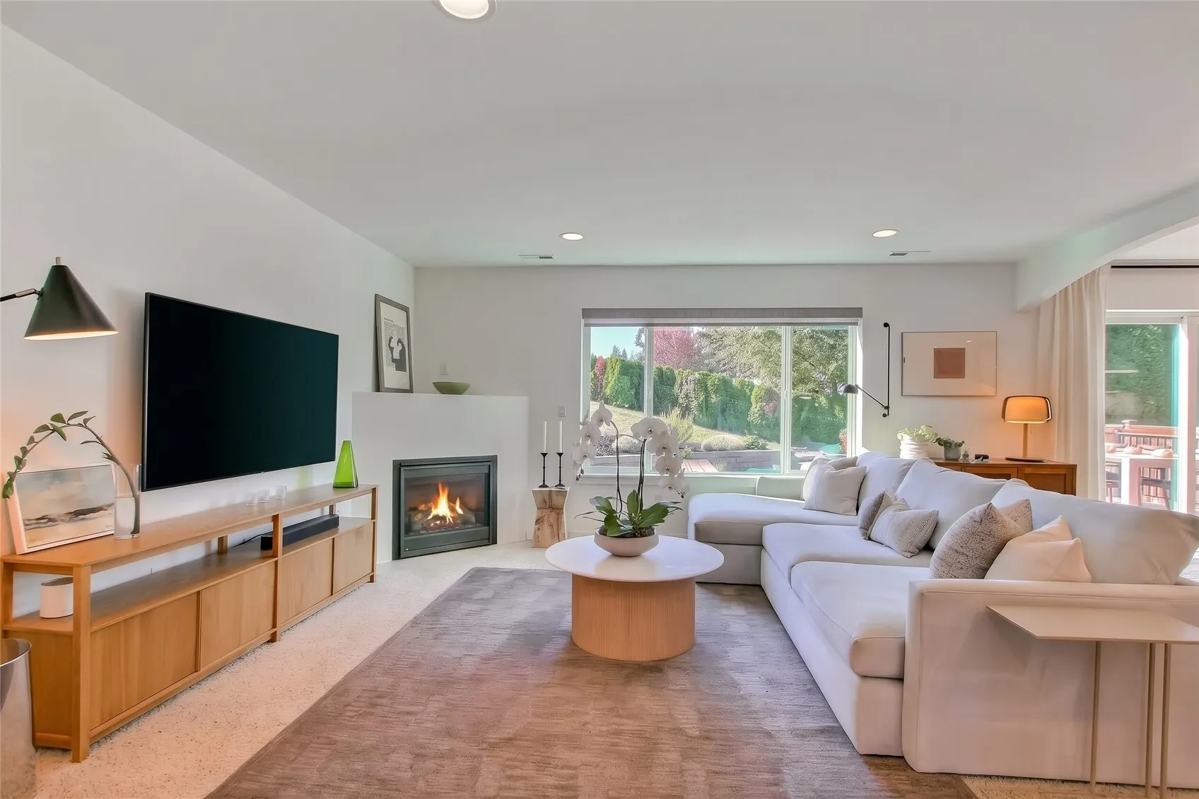 1900 Magnolia Road #A, Lynnwood, WA 98036
