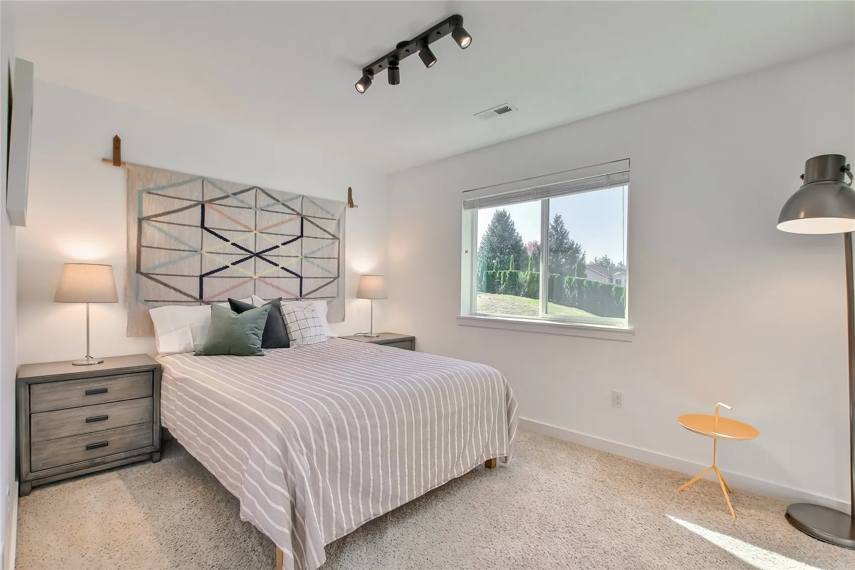 1900 Magnolia Road #A, Lynnwood, WA 98036