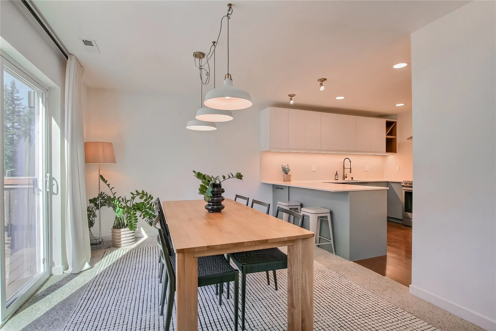 1900 Magnolia Road #A, Lynnwood, WA 98036