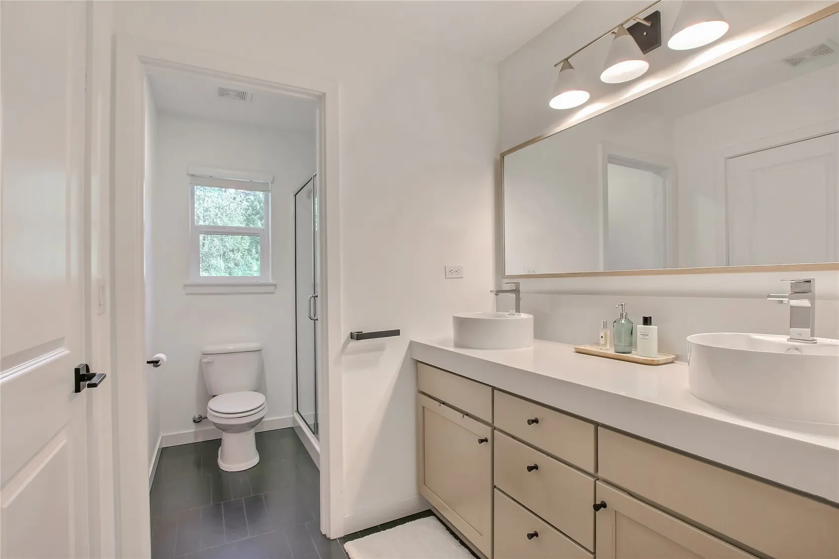 1900 Magnolia Road #A, Lynnwood, WA 98036
