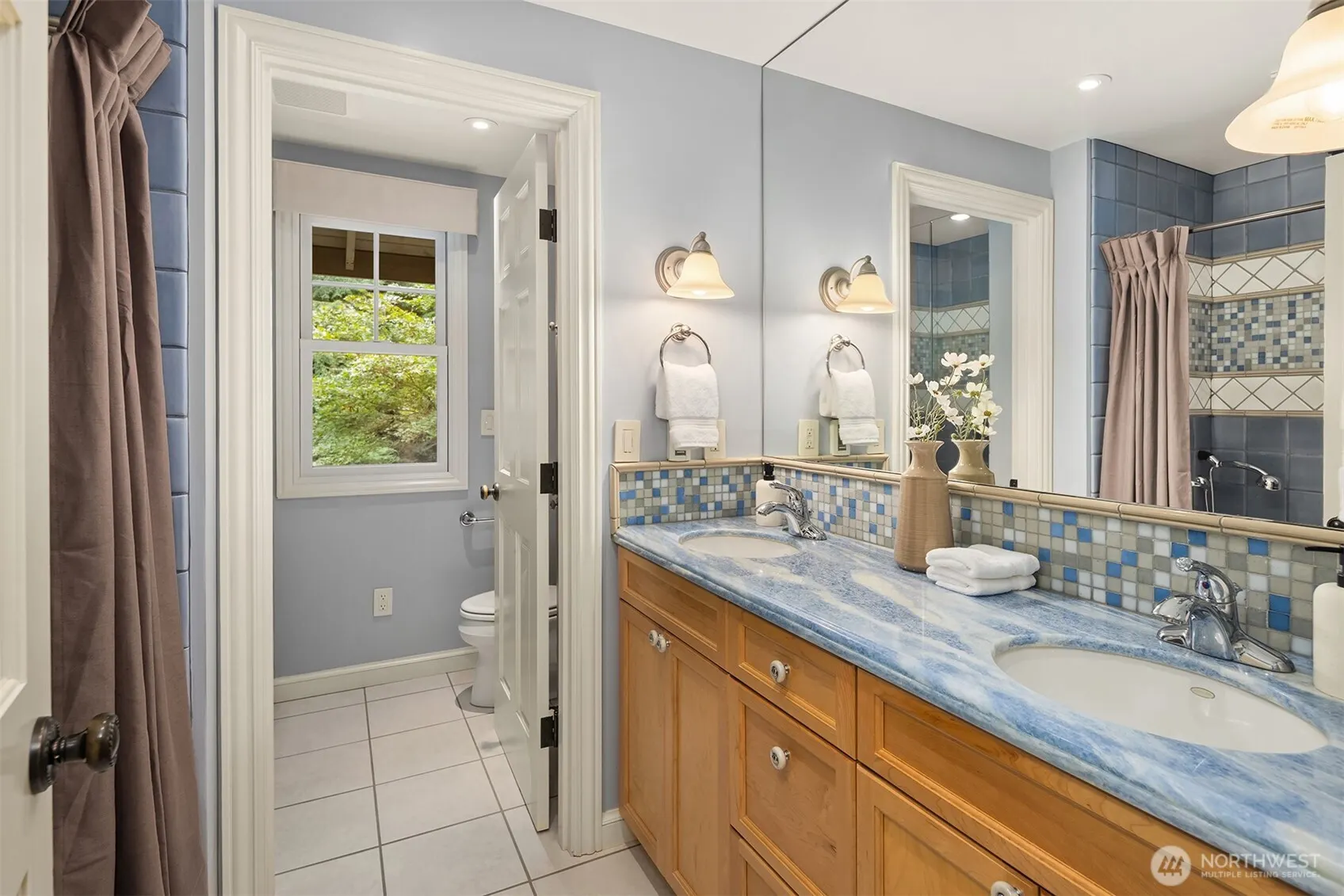 21007 NE 117th Street , Redmond, WA 98053