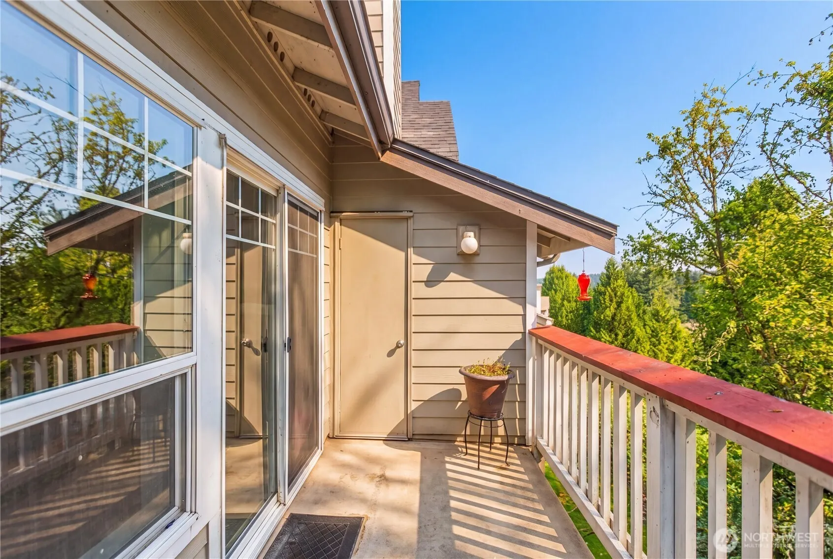 18501 SE Newport Way #H336, Issaquah, WA 98027