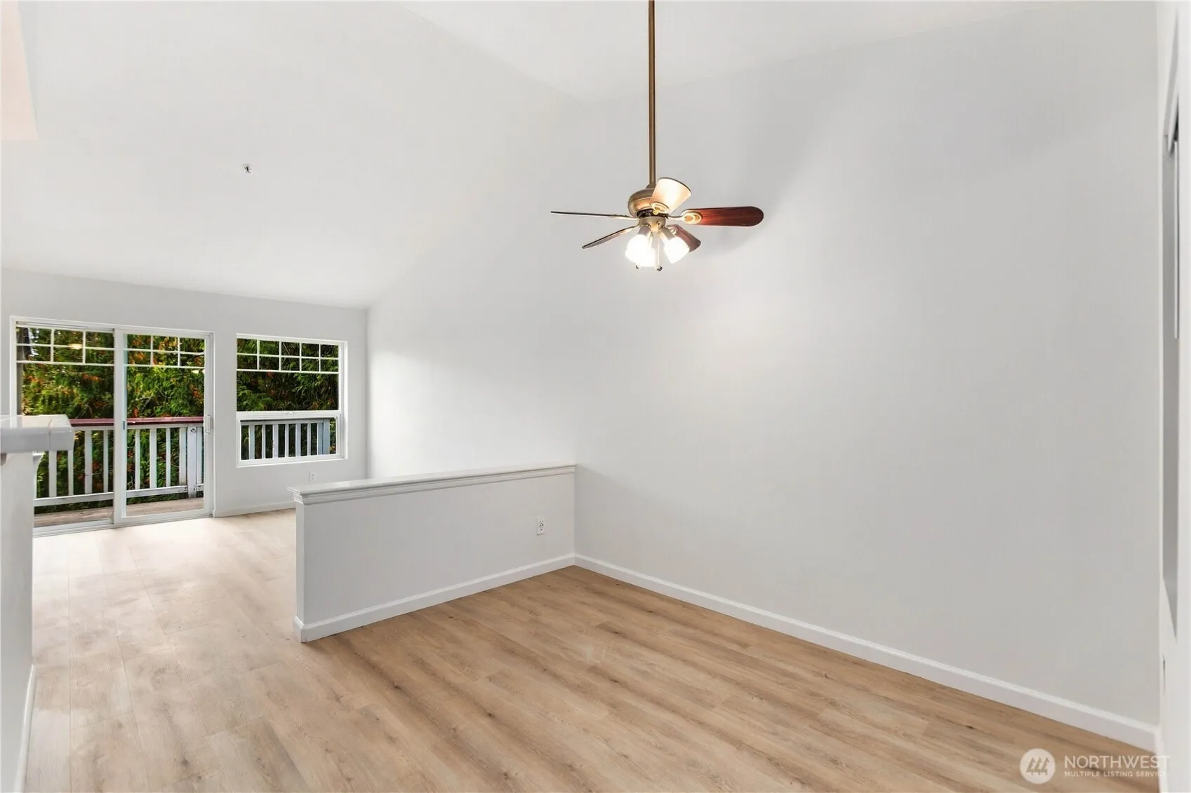 18501 SE Newport Way #H336, Issaquah, WA 98027
