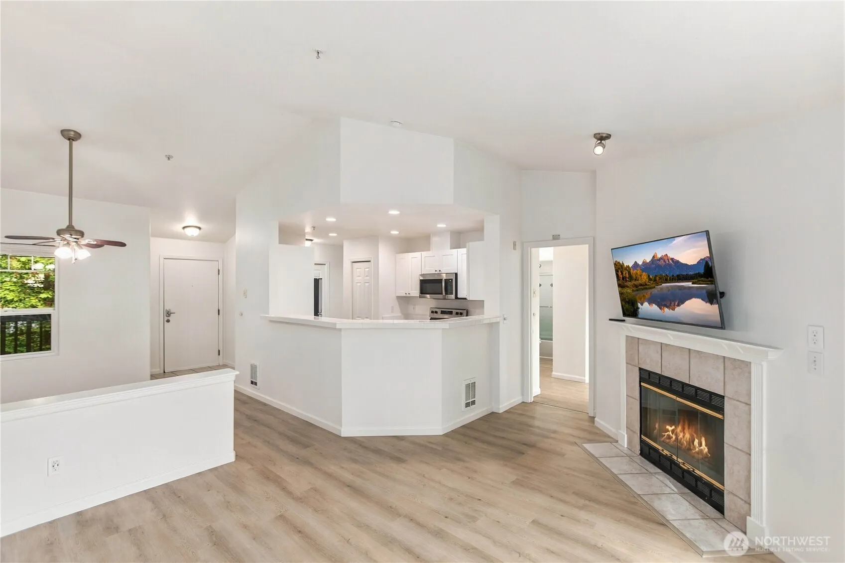 18501 SE Newport Way #H336, Issaquah, WA 98027