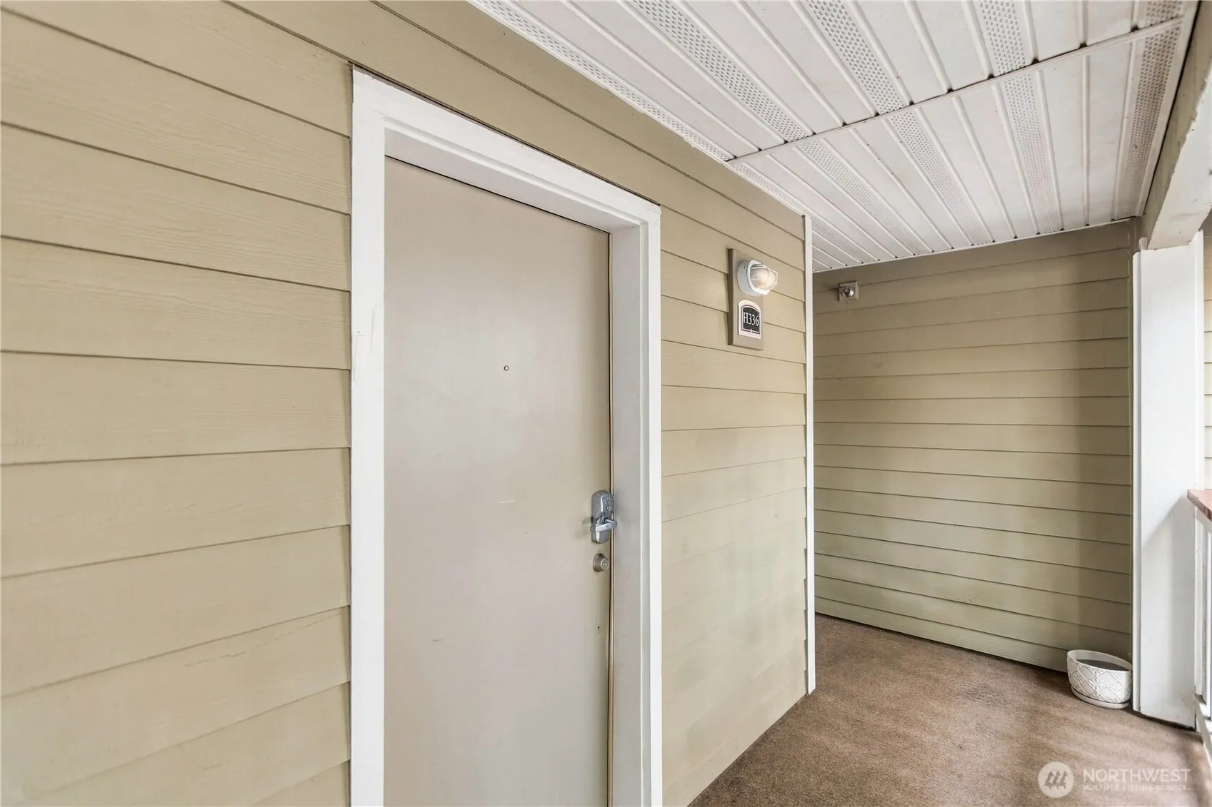 18501 SE Newport Way #H336, Issaquah, WA 98027