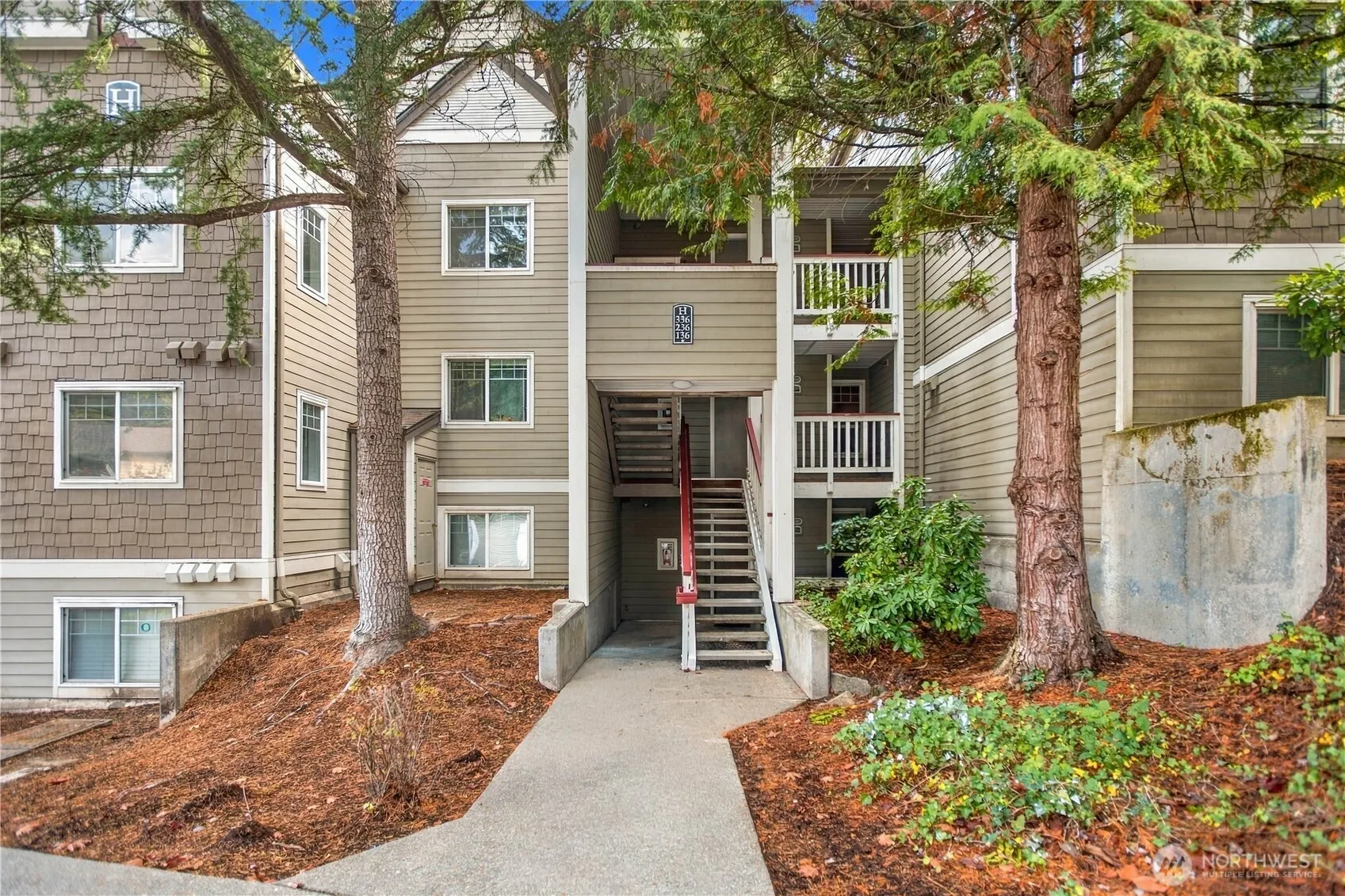 18501 SE Newport Way #H336, Issaquah, WA 98027