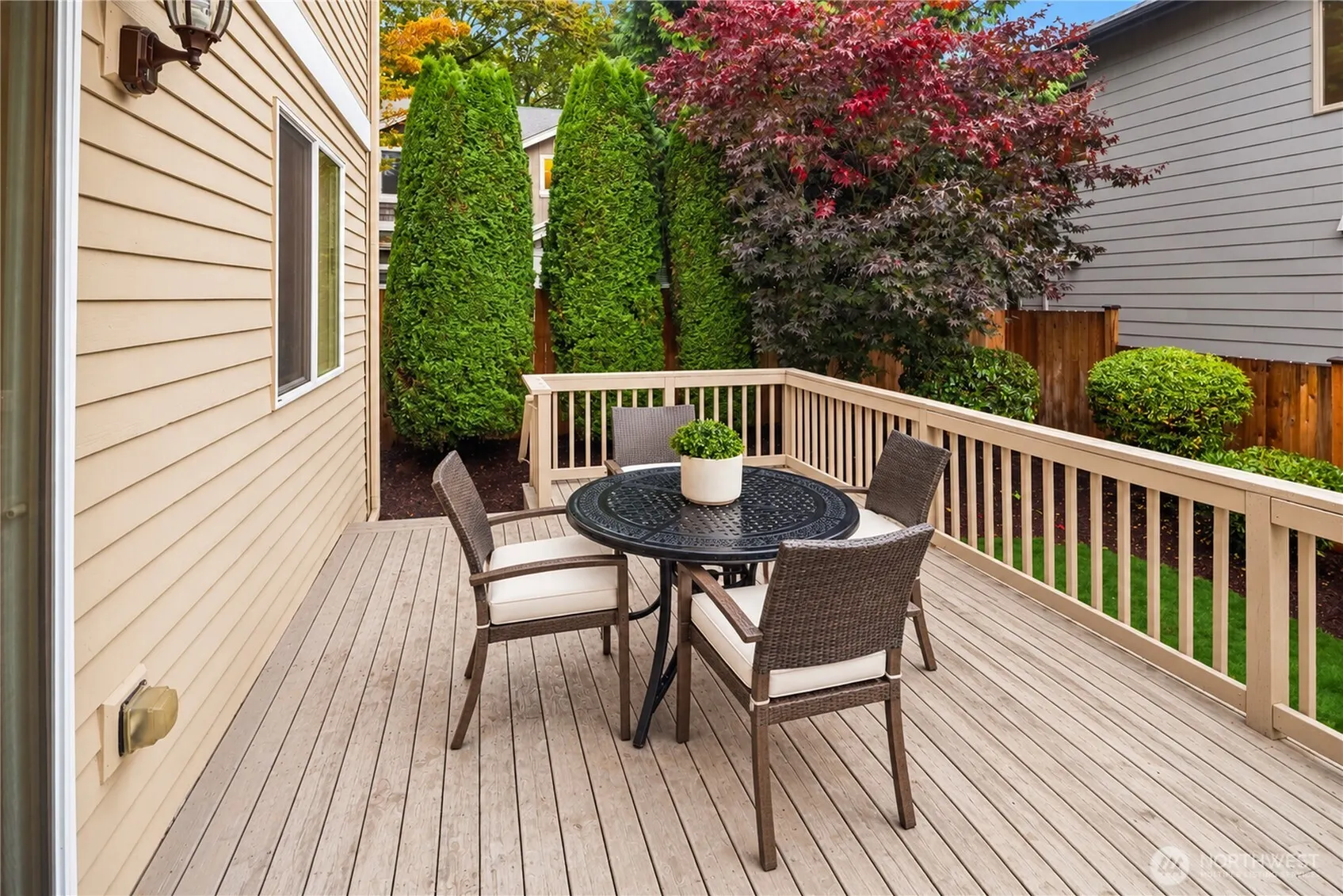 12512 NE 90th Street , Kirkland, WA 98033
