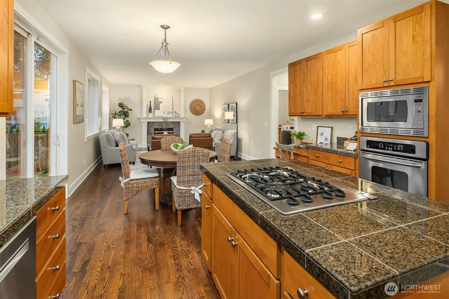 12512 NE 90th Street , Kirkland, WA 98033