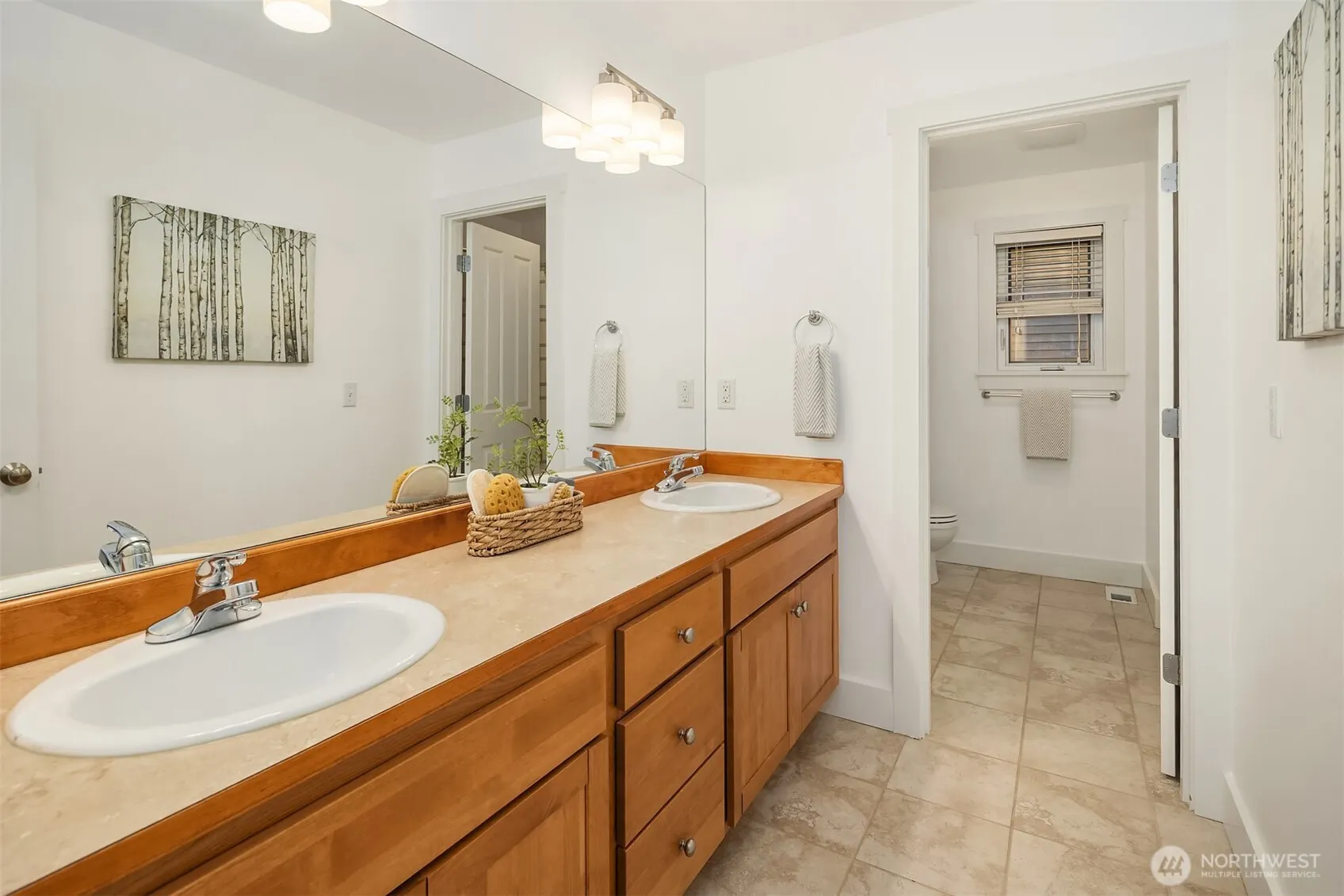 12512 NE 90th Street , Kirkland, WA 98033