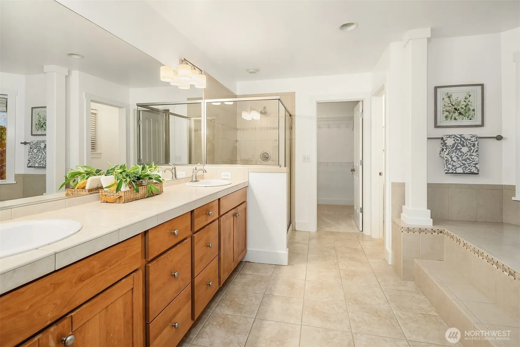 12512 NE 90th Street , Kirkland, WA 98033