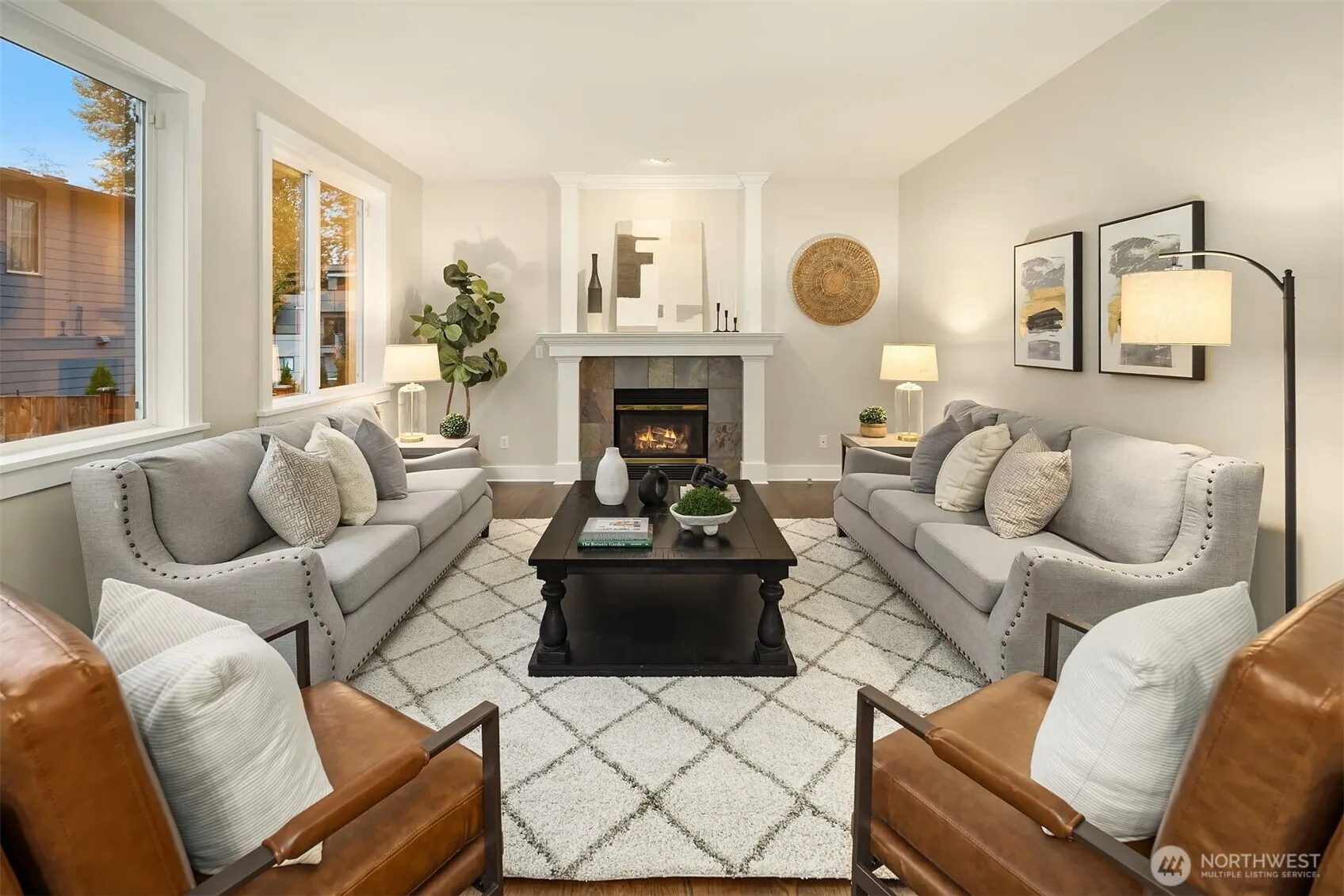 12512 NE 90th Street , Kirkland, WA 98033