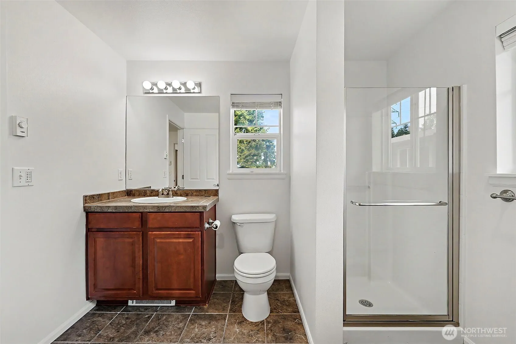 11312 124th Avenue NE #302, Kirkland, WA 98033