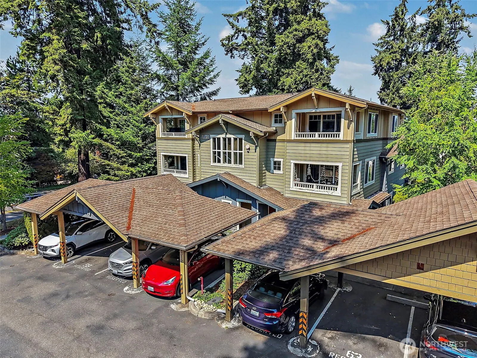 11312 124th Avenue NE #302, Kirkland, WA 98033